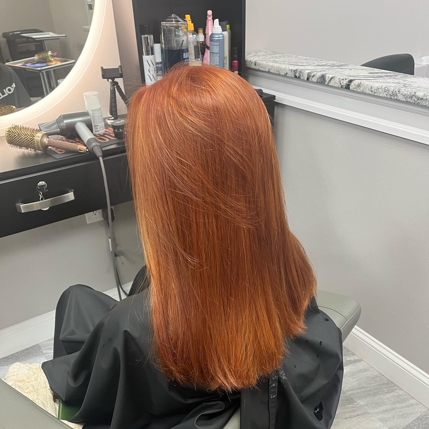 Swipe to see her before 🍂🃏☠️🤎! Loving the coppers right now 😍#fallcolors#colorcorrection #copperhair#goldwellcolor 
 ✂️ The month of November/December is filling up fast for the Holiday season . Please book accordingly! Also considering opening u