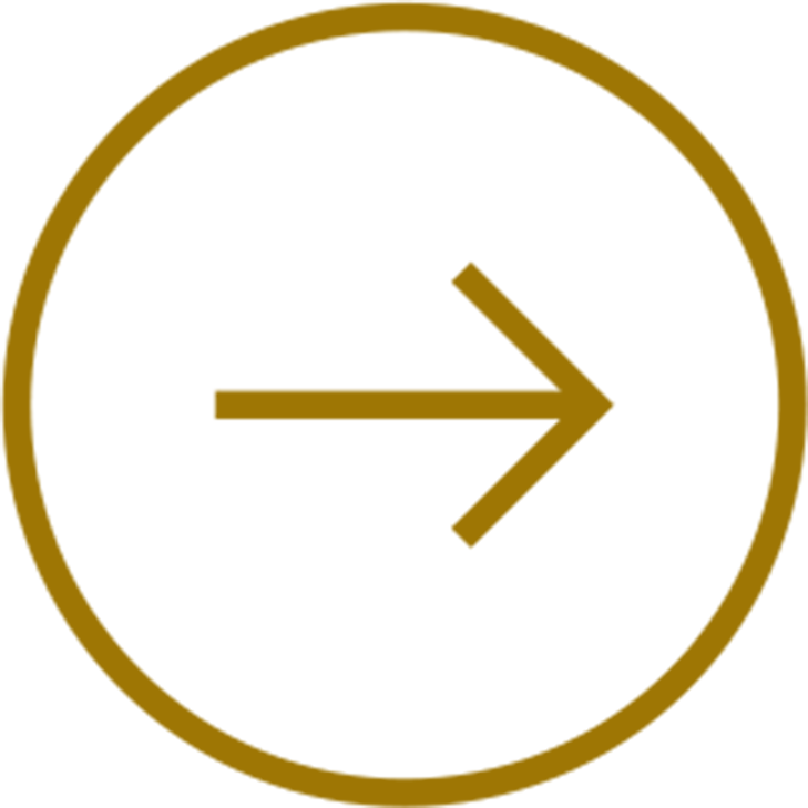 A clock with a gold border showing the time as approximately 3:05, with an arrow pointing to the right.