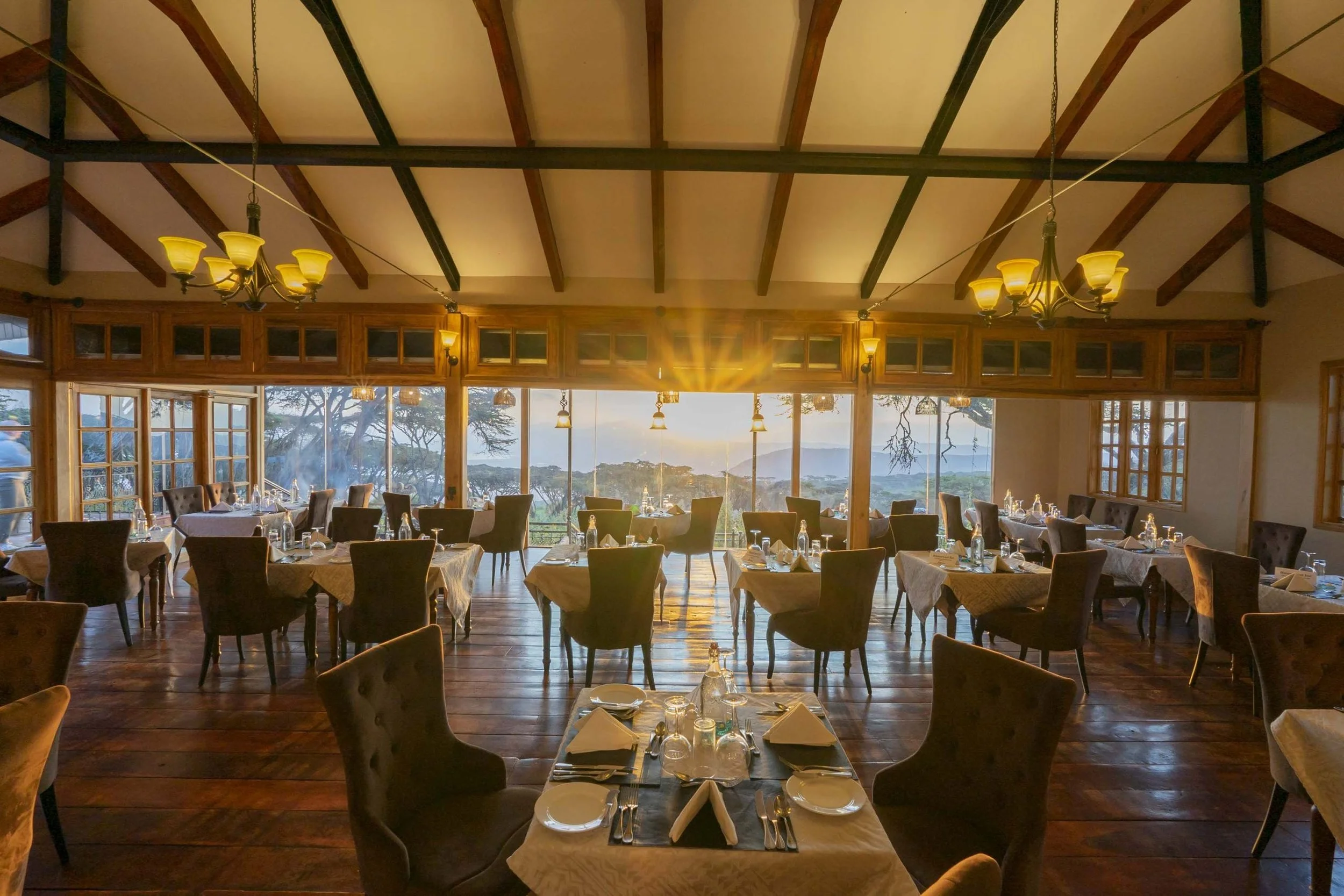 Ngorongoro-Lions-Paw_Restaurant_2-scaled.jpg