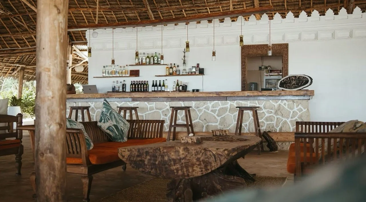 90b492_09b2615b2c4f4b61a743f7bfaf435020~mv2 Large.jpeg