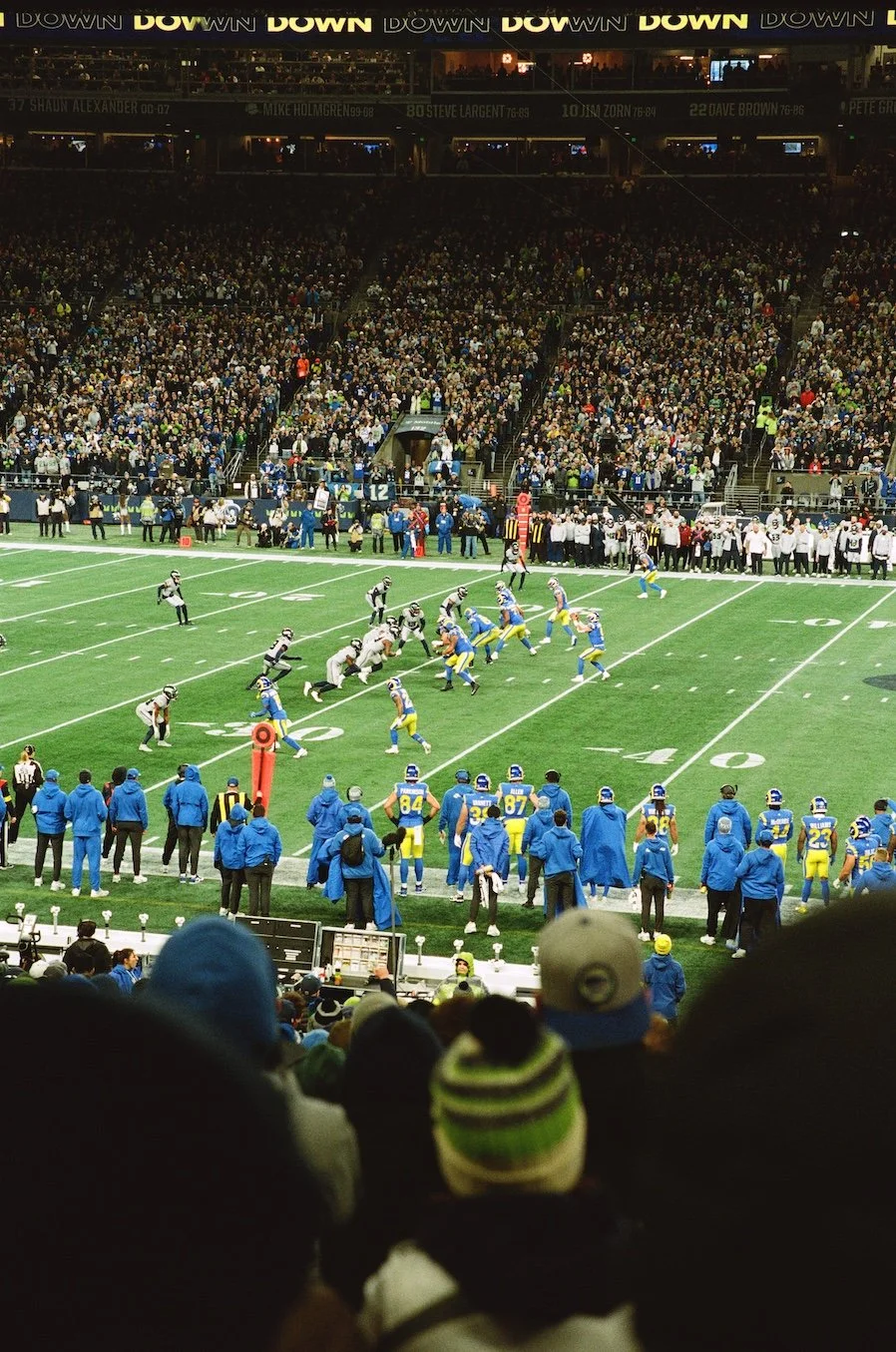 seahawks_rams_tnf_clay_ashworth_700036.jpg