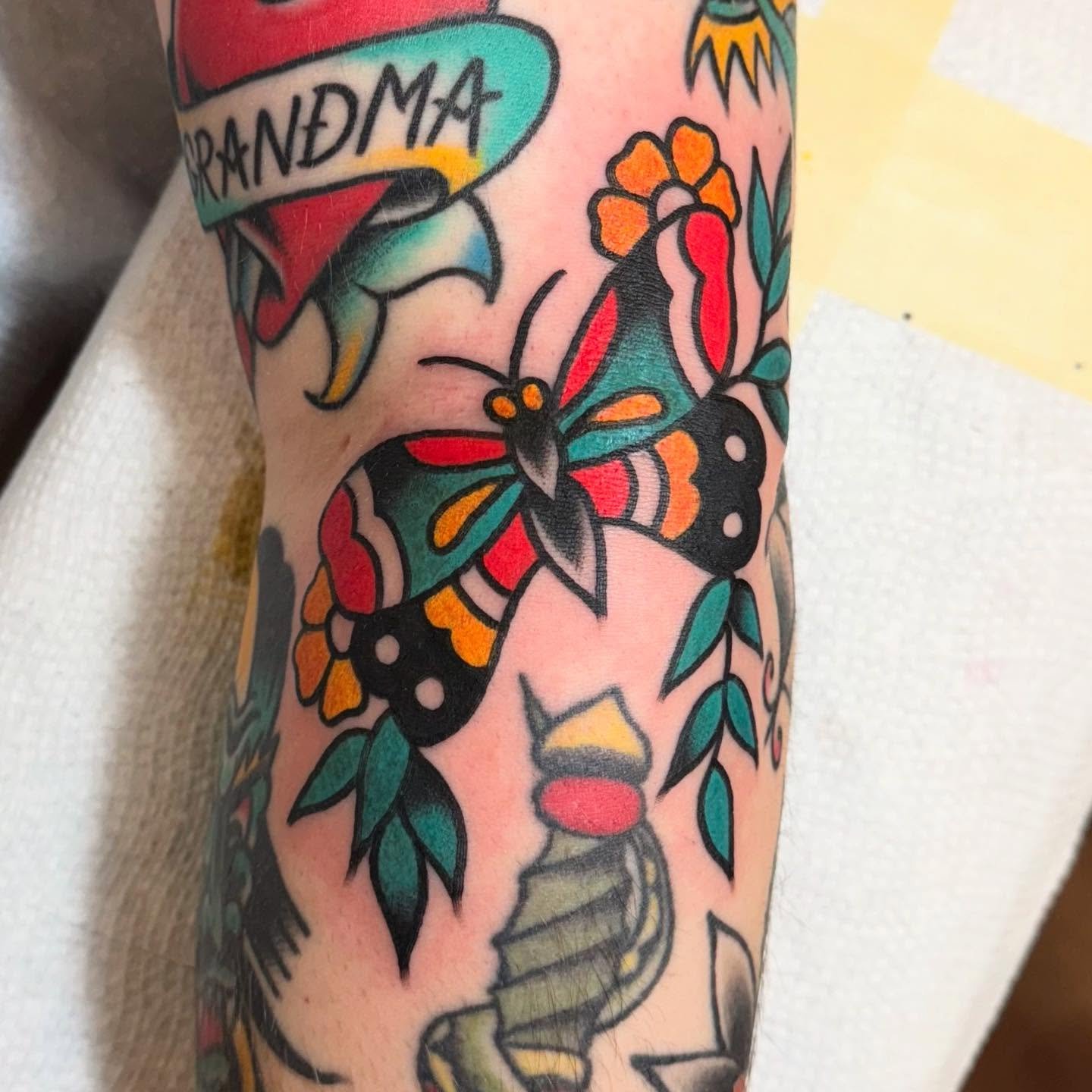 bring me your gaps, chaps. fill them i will @36thstreettattoo