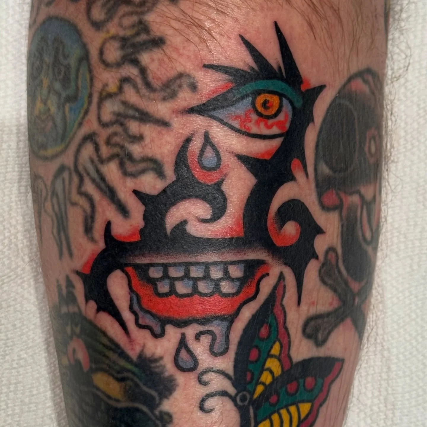 Freaky tribal, come and get it, served hot @36thstreettattoo 🍗