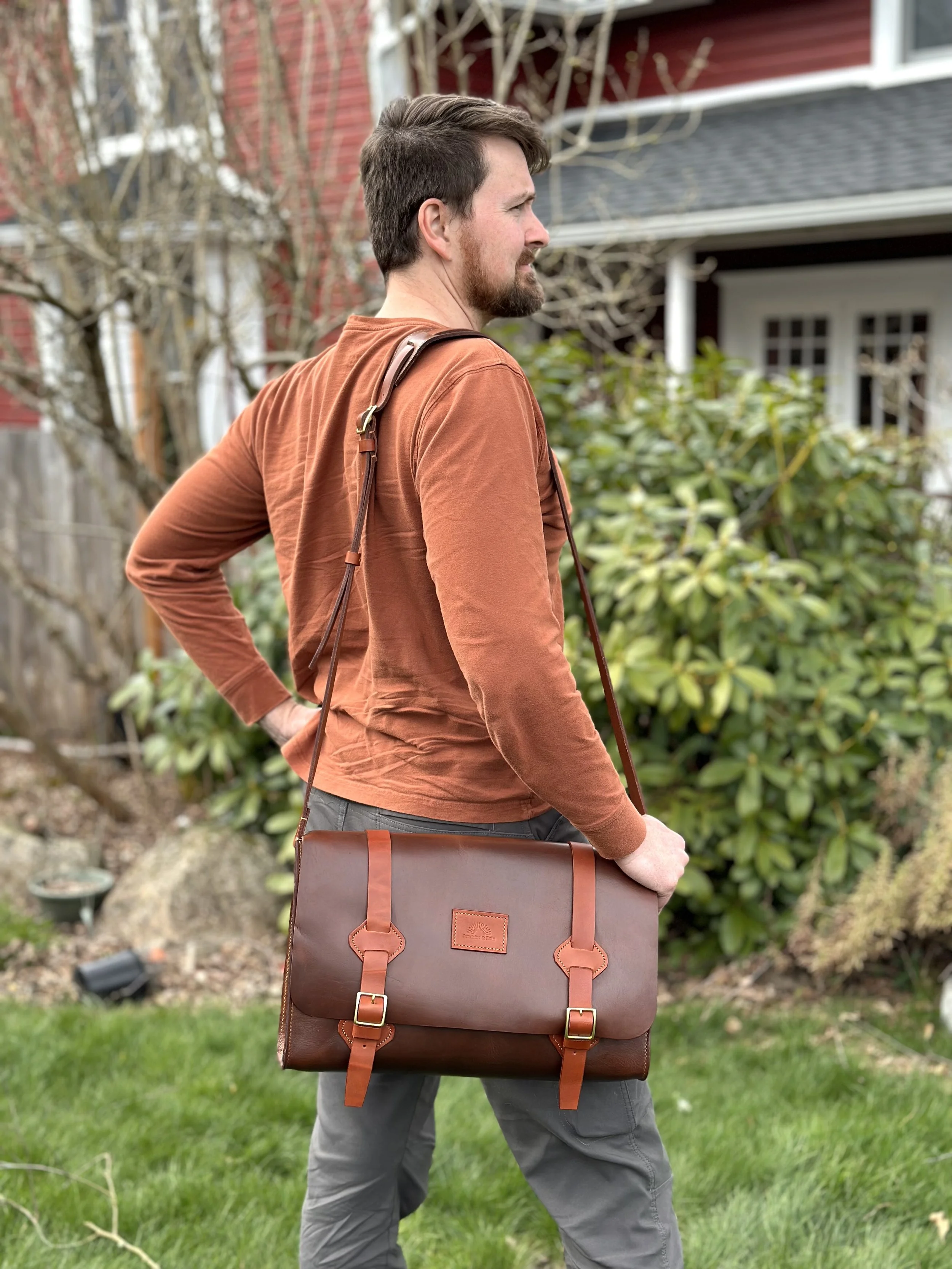 michaelsatchelmodel.jpg