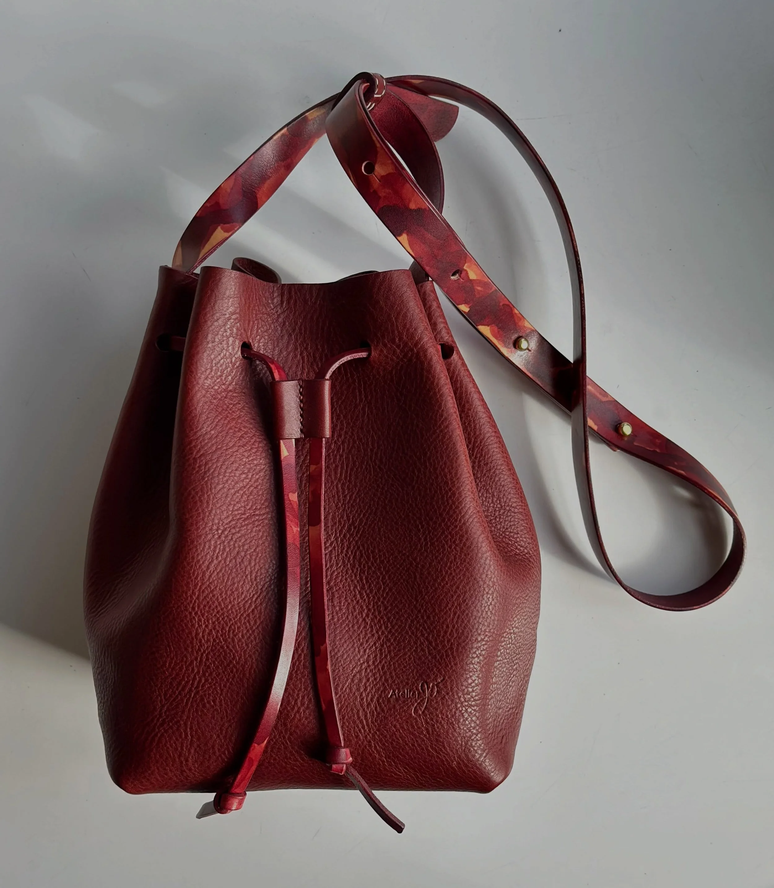 The color is so good!  I made the strap first and hesitated to pair it with the dark red leather.  Maybe it&rsquo;s too much?  But my in-house design consultant said go for it-and I&rsquo;m so glad! 😍

I&rsquo;ve taken so many photos trying to get t
