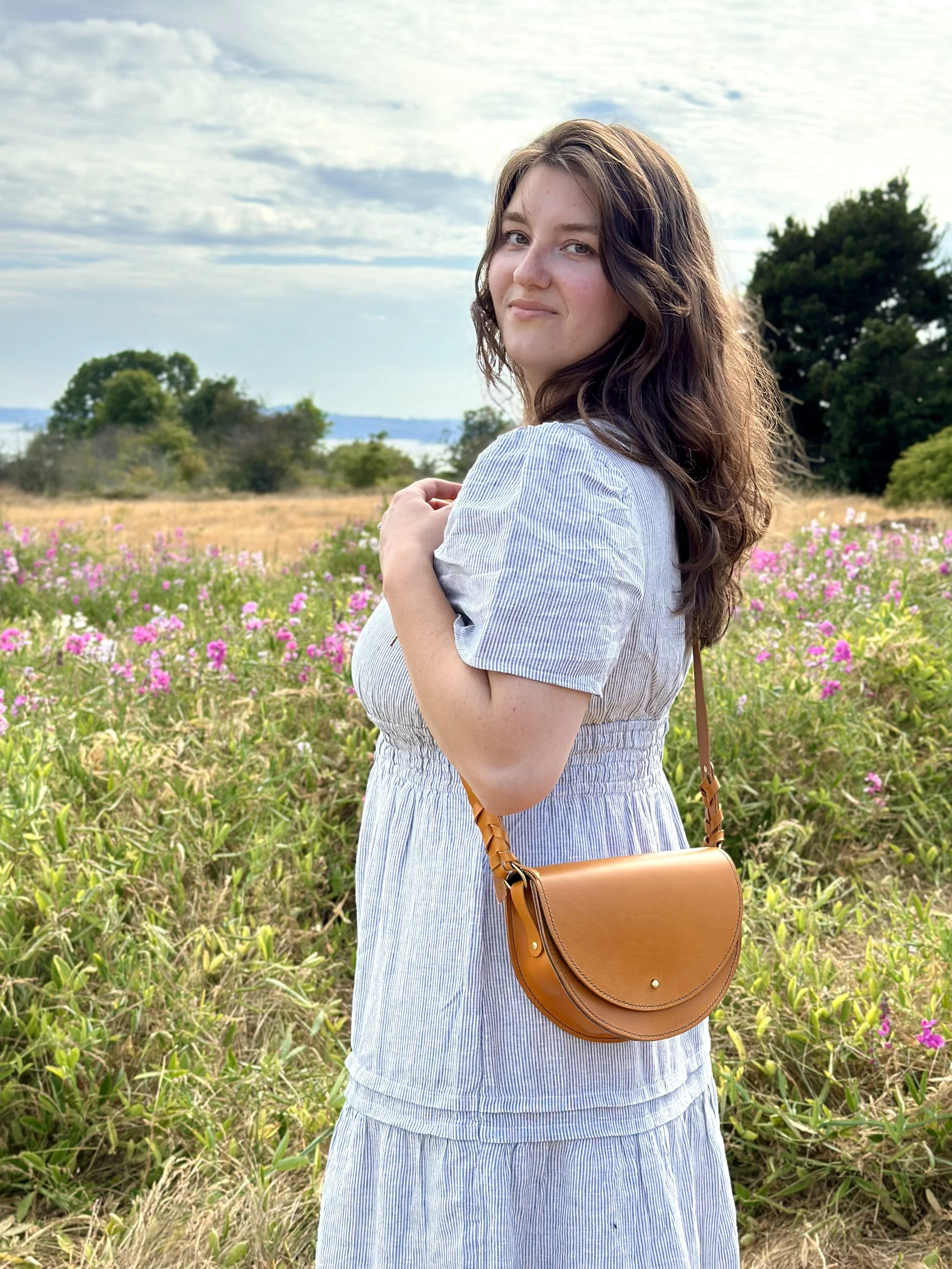 Half-Moon Bag in Golden Yellow Buttero