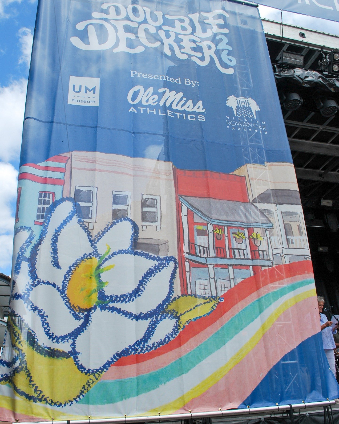 Congratulations to the 2026 Micro Memoir Contest Finalists!

WINNER 
"Stories That Pass Through Here" by Ibrahim Williams 

RUNNER-UP
"How I Found My Favorite Liquor Store" by Shirley Gray

HONORABLE MENTION 
"Fourth and long