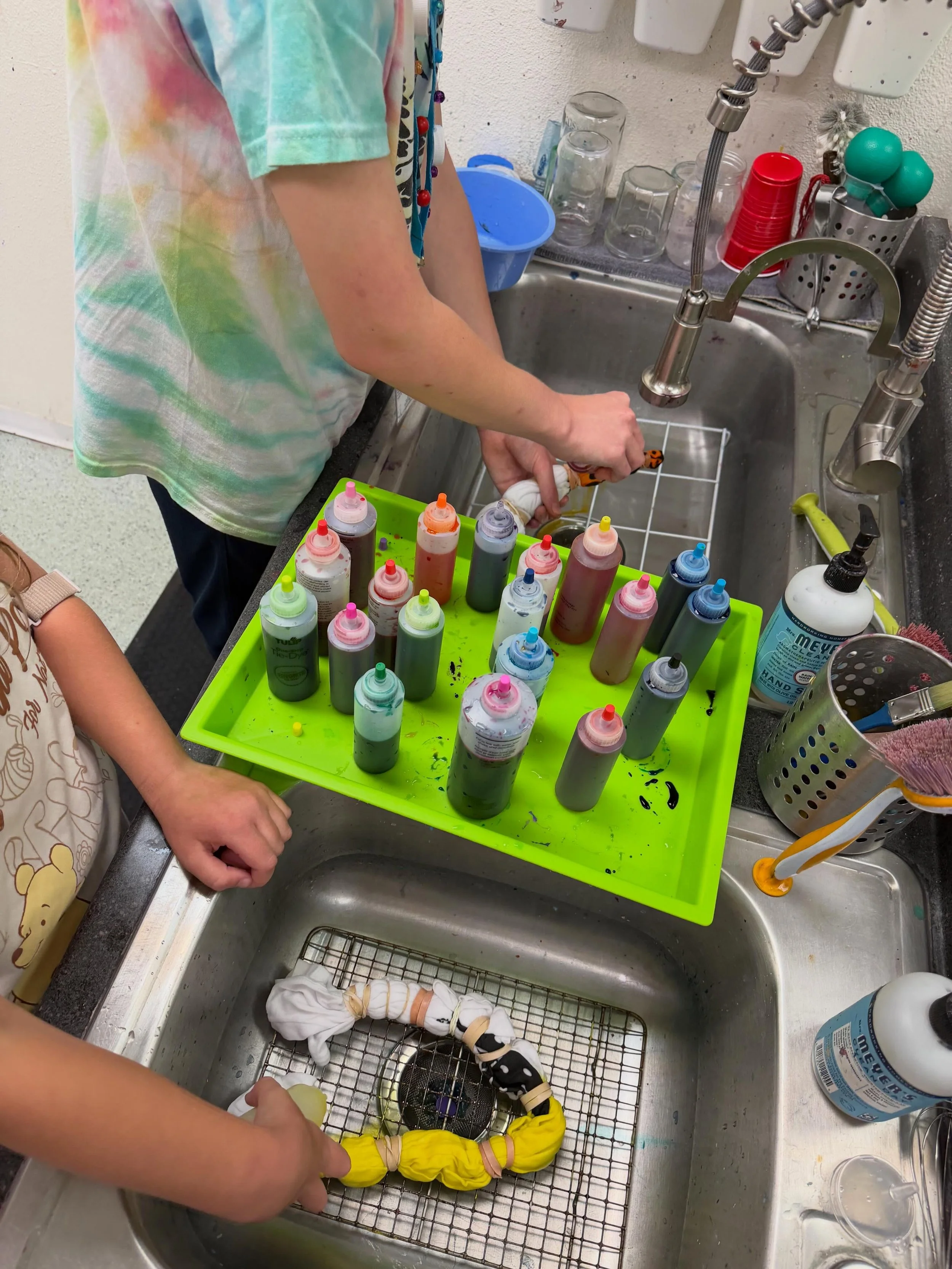 Tie Dye, craft, tie dye, craft, etc etc Our first official week of summer camps was a blast! I can&rsquo;t wait to see these gorgeous shirts around town 🍓😍 Join us for more summer camp fun! And huge thanks to Meliza and Courtney for running this aw