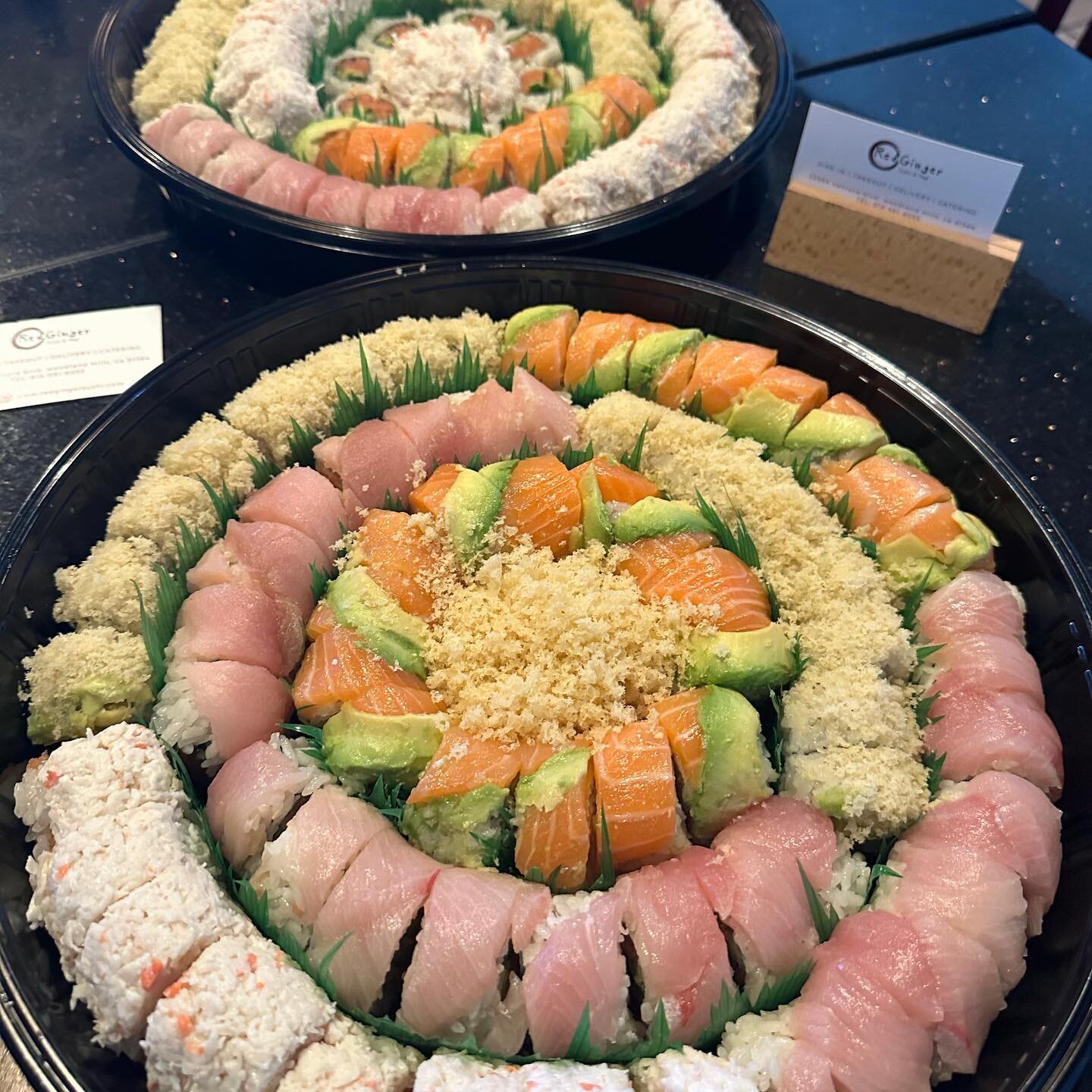 Adding more colors to your events. Deliciousness delivered 🚘🍣 Give us a call for any catering event 818-591-8055 or send us a DM!
&bull;
&bull;
&bull;
#sushi #delicious #deliciousfood #sushilovers #sashimi #sashimilover #sushibar #freshsushi
#thaic