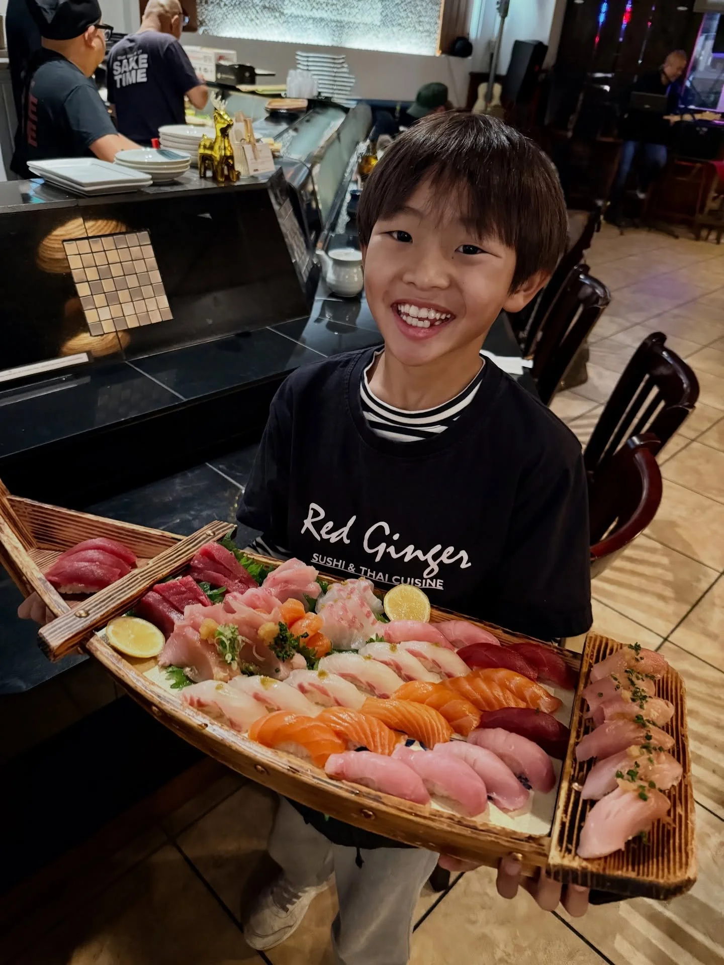 Sushi &amp; sashimi boat 🚤🍣 floating straight to you! 
&bull;
&bull;
&bull;
#salmonsushi #tunasushi #sushi #delicious #deliciousfood sushilovers sashimi sashimilover sushibar freshsushi redgingersushi woodlandhillsca seafood freshseafood