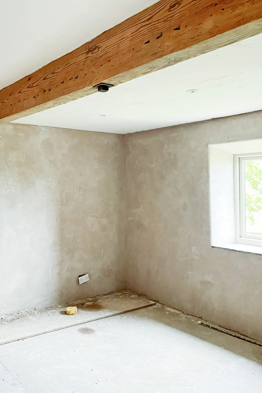 The skimmed bedroom.