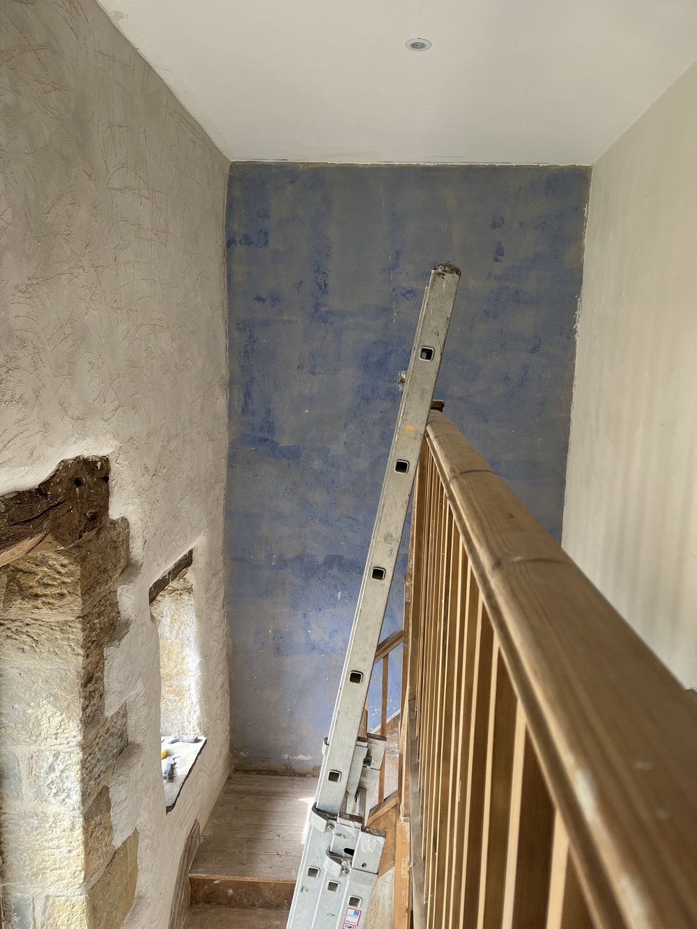 Blue grit (Febond) applied to the render before skimming