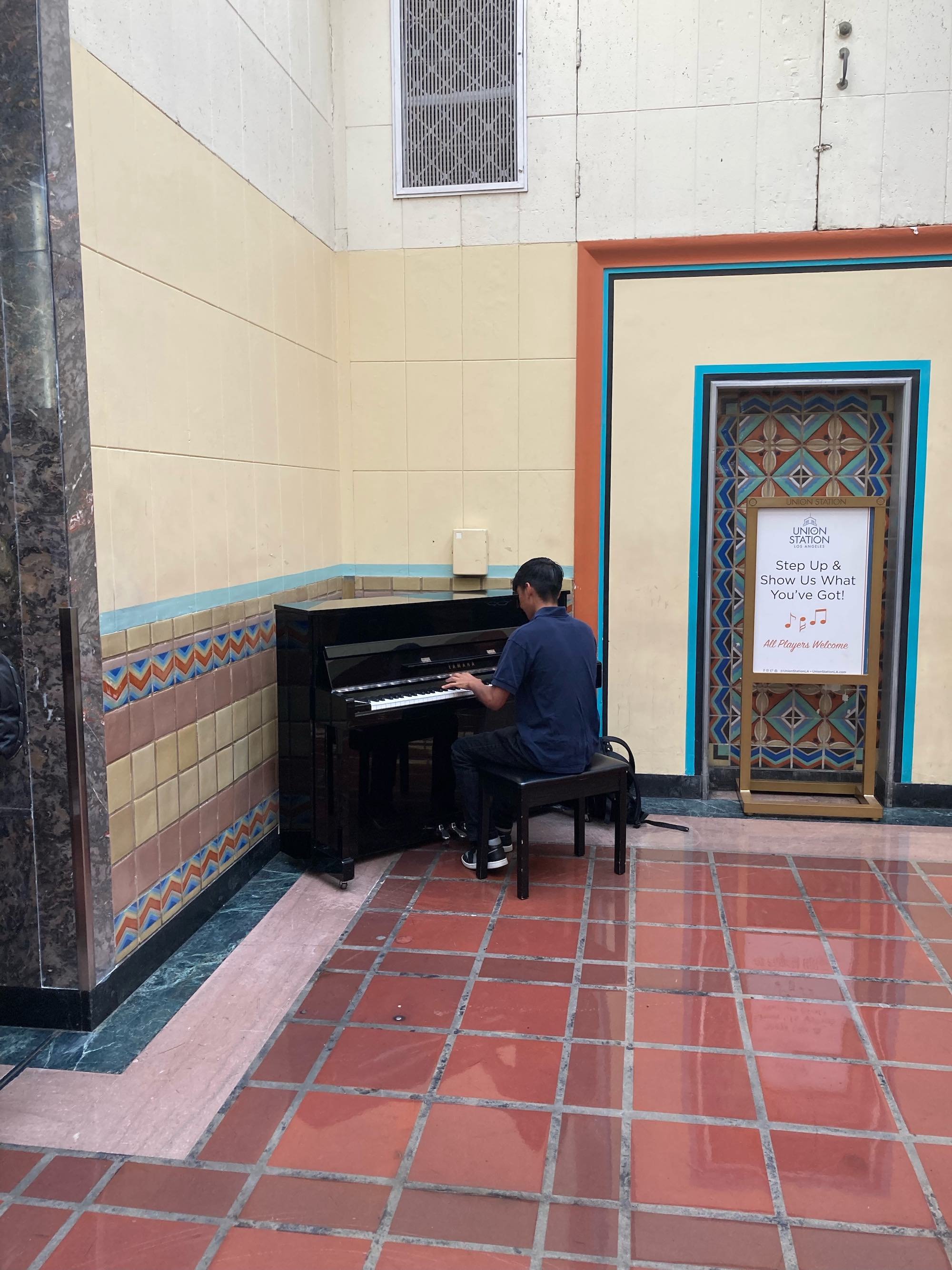 Pianist at Train station.jpeg