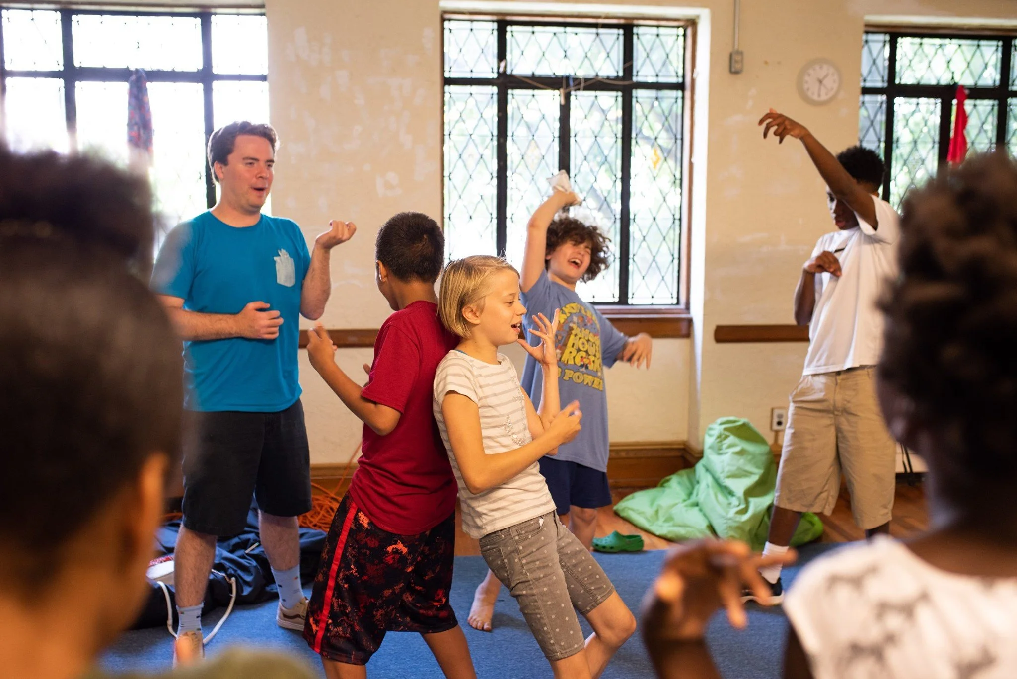 Happy Friday! Did you know that there is an Air Guitar World Championship? We think our campers would be great contenders! 

Theatre Camp is the *perfect* place to practice your air guitar skills all summer long! Learn more about this awesome program