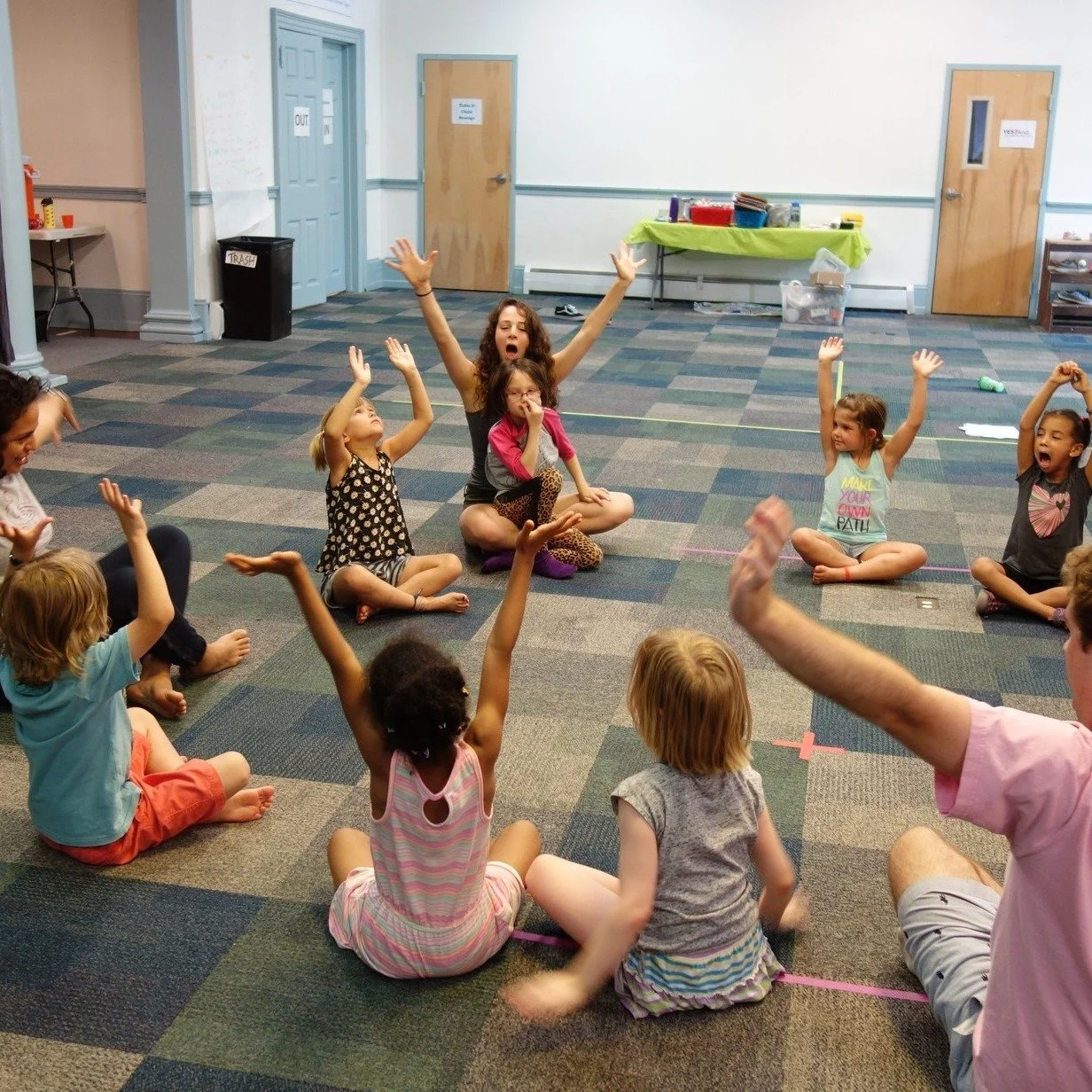 Happy Wednesday! 

Make sure you get your midweek, midday stretch in! 

#yesand #summercamp #wednesday #midday #humpday #stretchitout
