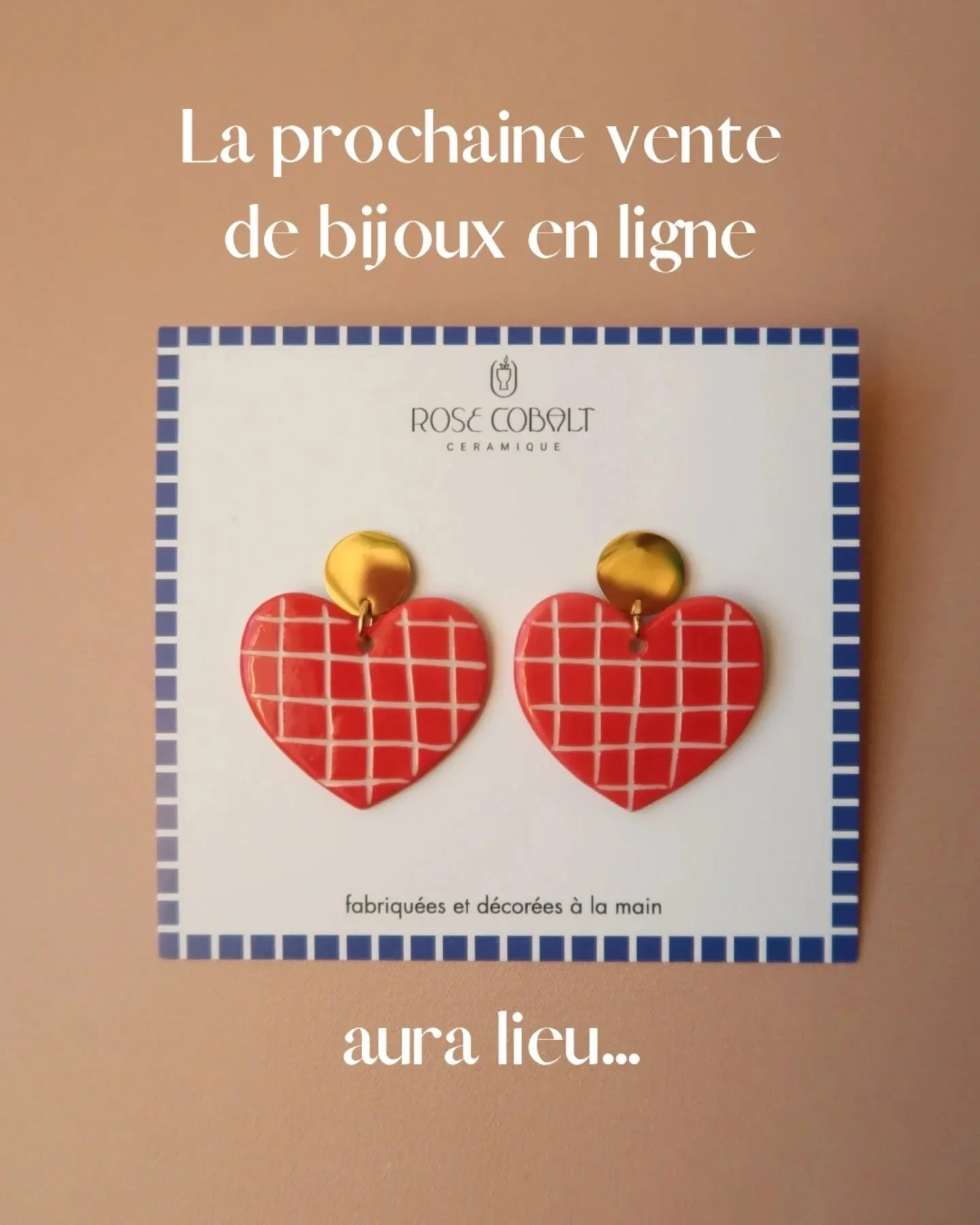 On se donne rendez-vous mardi prochain &agrave; 20h sur la boutique en ligne pour la derni&egrave;re vente de la collection &quot;Les Mar&eacute;es&quot;.

Chaque pi&egrave;ce est unique, premier.e arriv&eacute;.e, premier.e servi.e 💪

Je suis d&eac