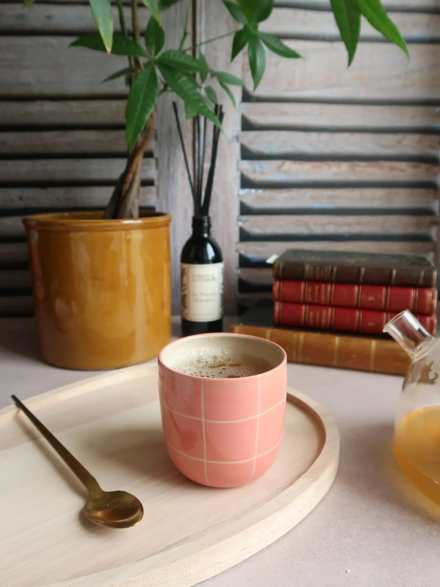 Plus que 2 jours (et demi) pour acqu&eacute;rir une c&eacute;ramique rose et participer &agrave; cette vente solidaire dont une partie des b&eacute;n&eacute;fices sera revers&eacute;e &agrave; @monbonnetrose

Je regrette de ne pas avoir pu remettre d