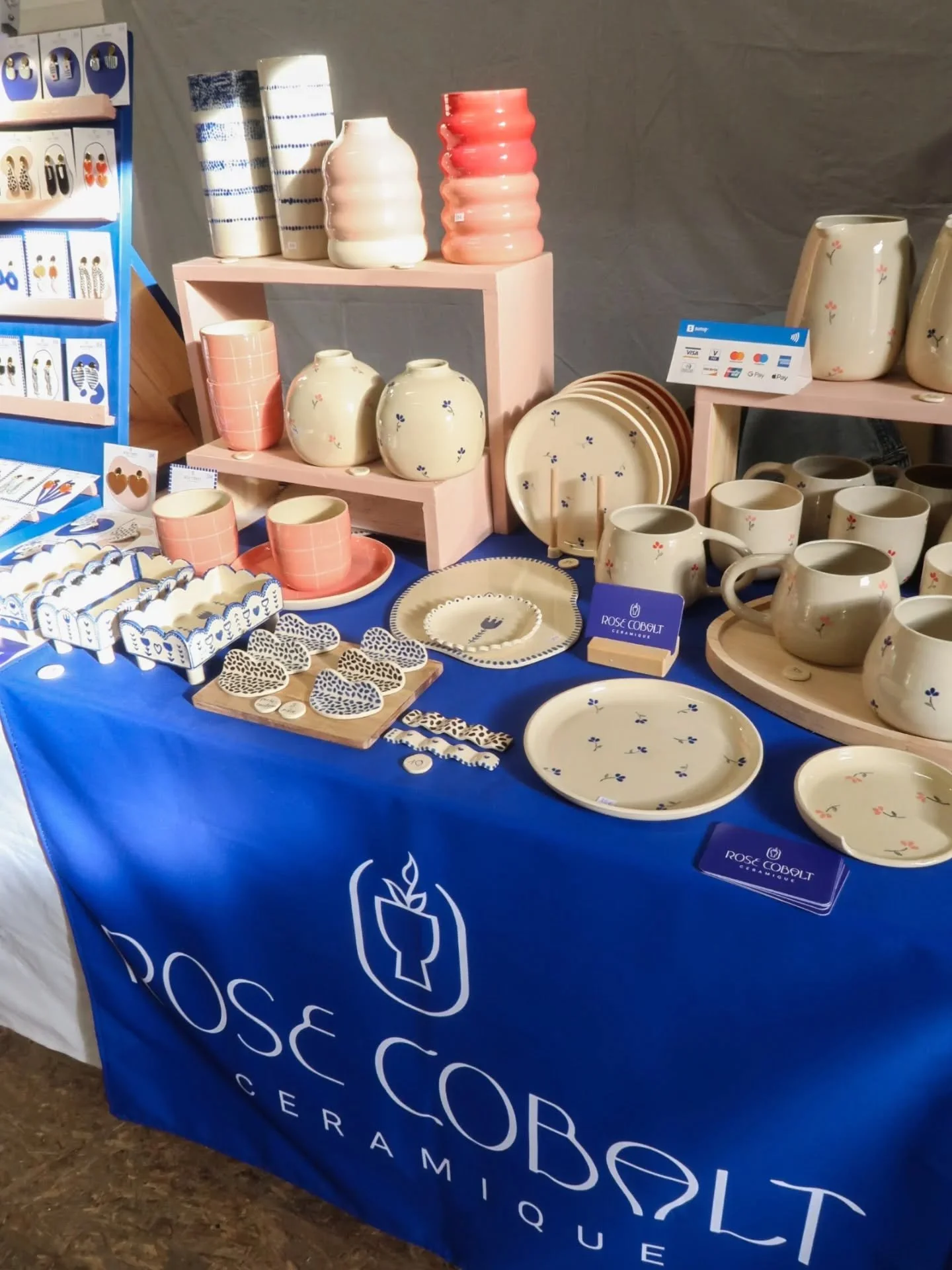 Merci @les.florettes aka @maum_creation et @mariaunette pour l'organisation de ce chouette march&eacute;, mon tout premier &agrave; Rennes !!

L'occasion de rencontrer de nouvelles personnes 🎈 et de repartir un peu moins charg&eacute;e en Sarthe 🚗 