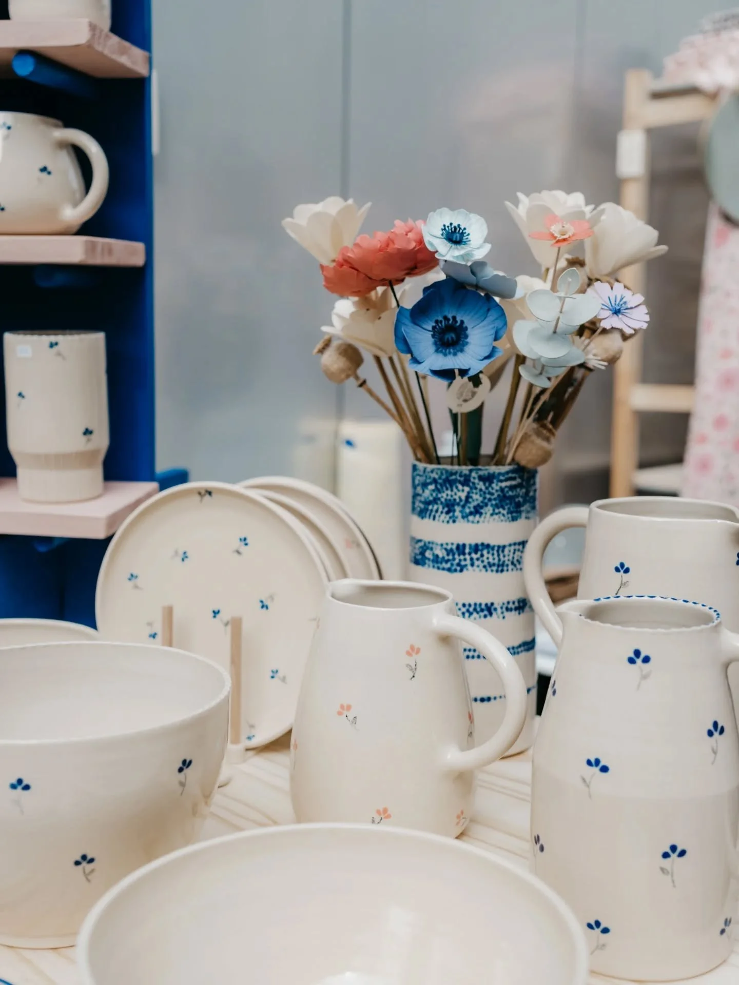 C'&eacute;tait il y a une semaine d&eacute;j&agrave; et je redescends &agrave; peine de mon petit ☁️

Ce lieu splendide, une lumi&egrave;re de folie, une orga et un programme au top ☀️ sans compter les tr&egrave;s nombreuses personnes qui ont ramen&e