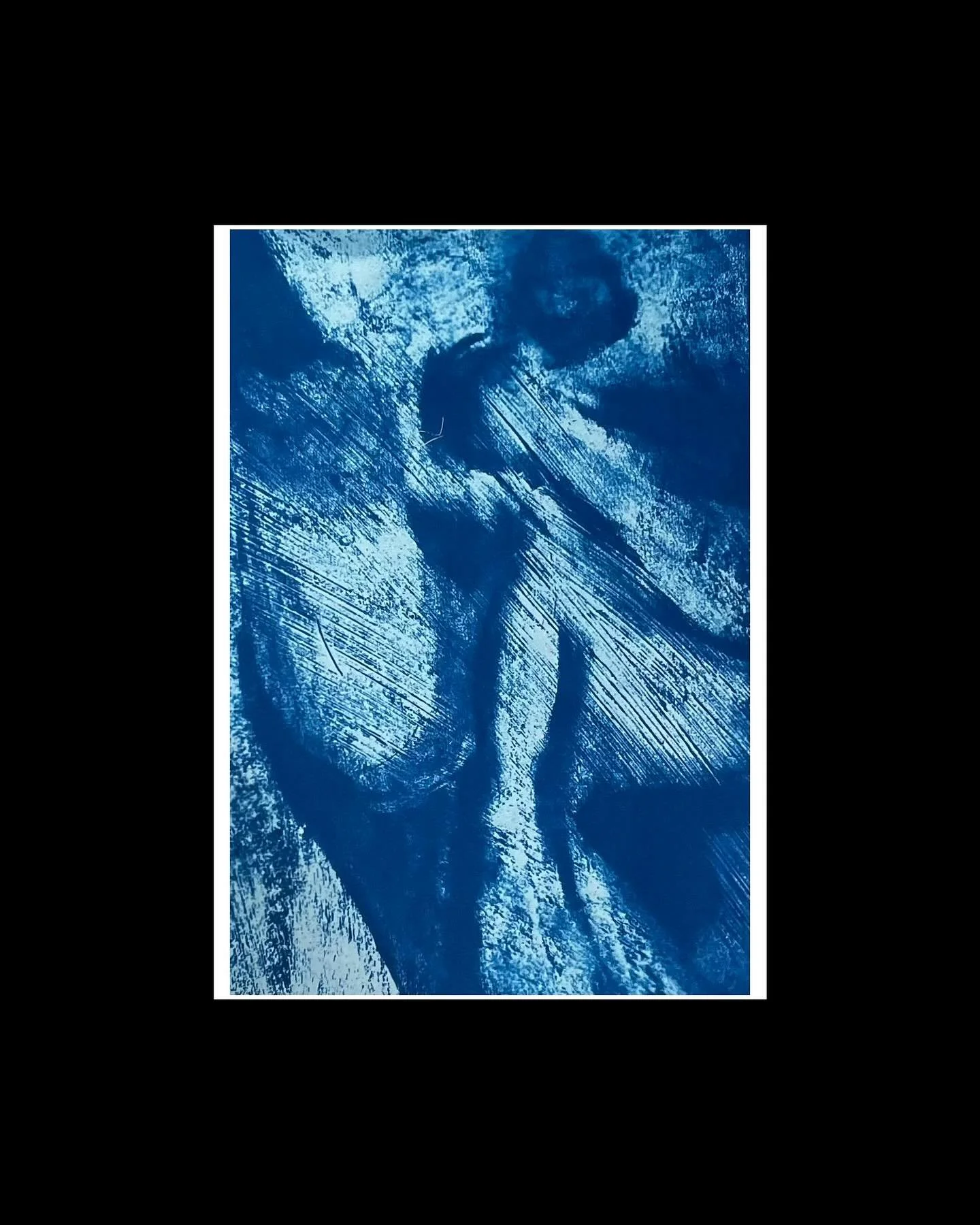 Drawings from our life classes given the cyanotype treatment from our mixed media course. #ilkleyartclass #cyanotype #lifedrawing #ilkleyarts #drawing