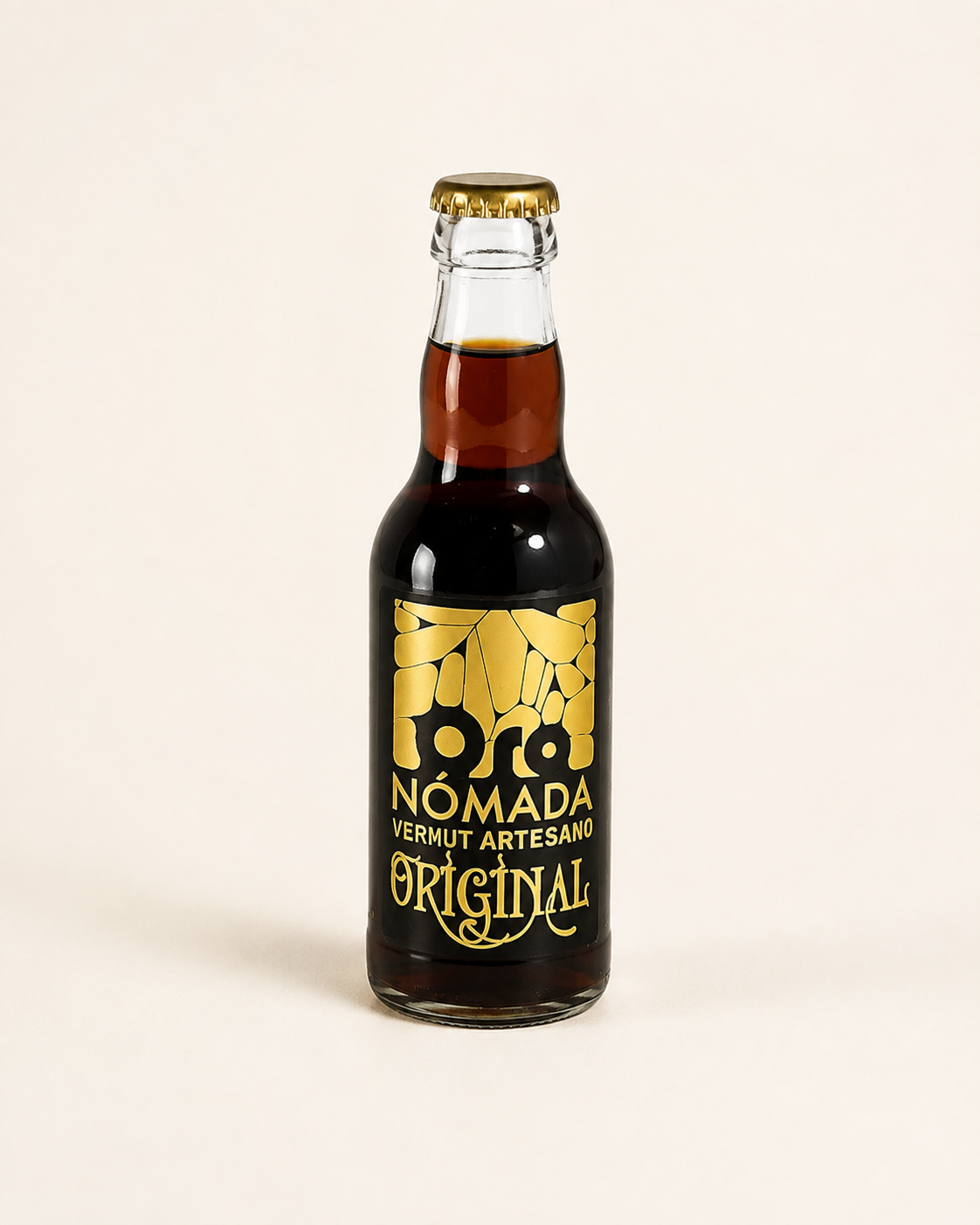 Botella de 200 ml de Oro Nómada Original, vermut artesano de Navarra