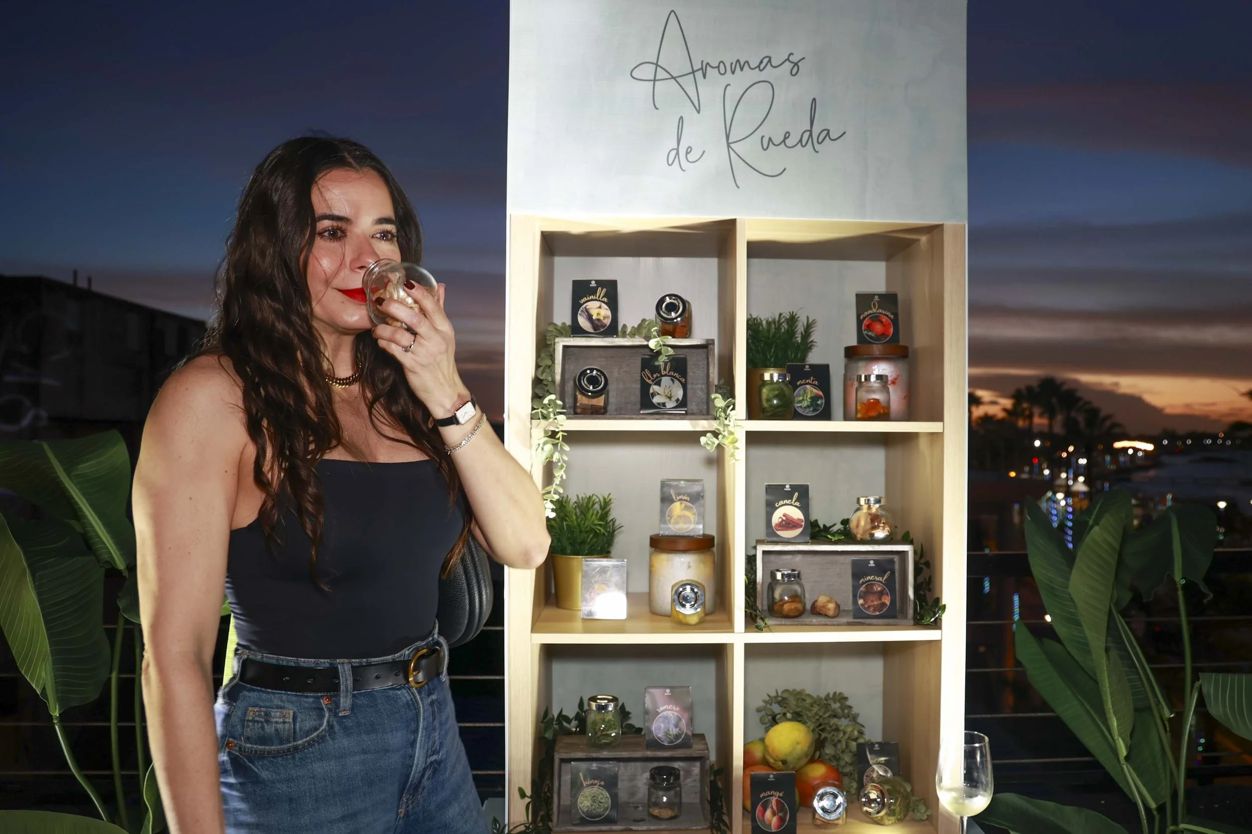 Rueda After Dark_46.JPG