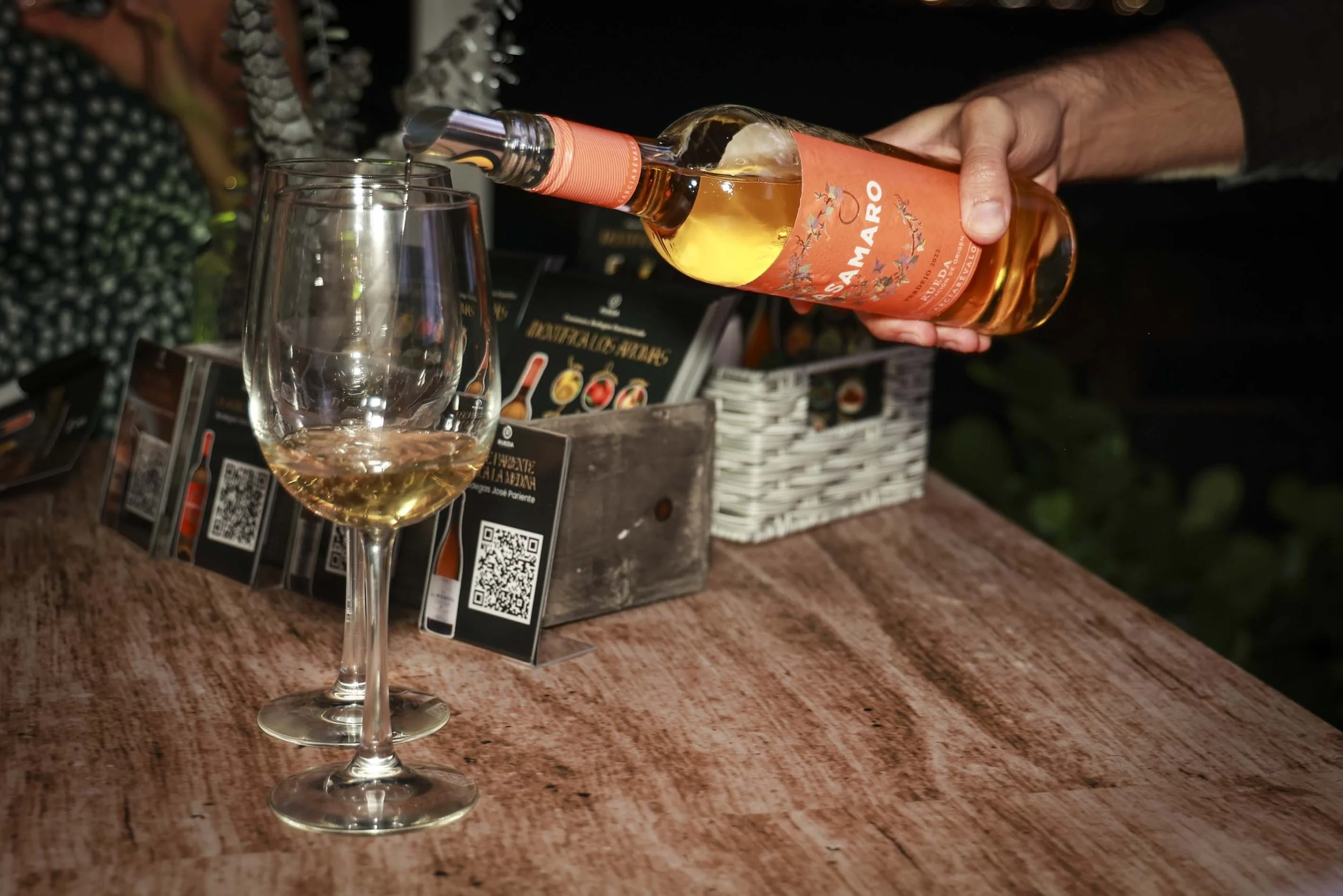 Rueda After Dark_52.JPG