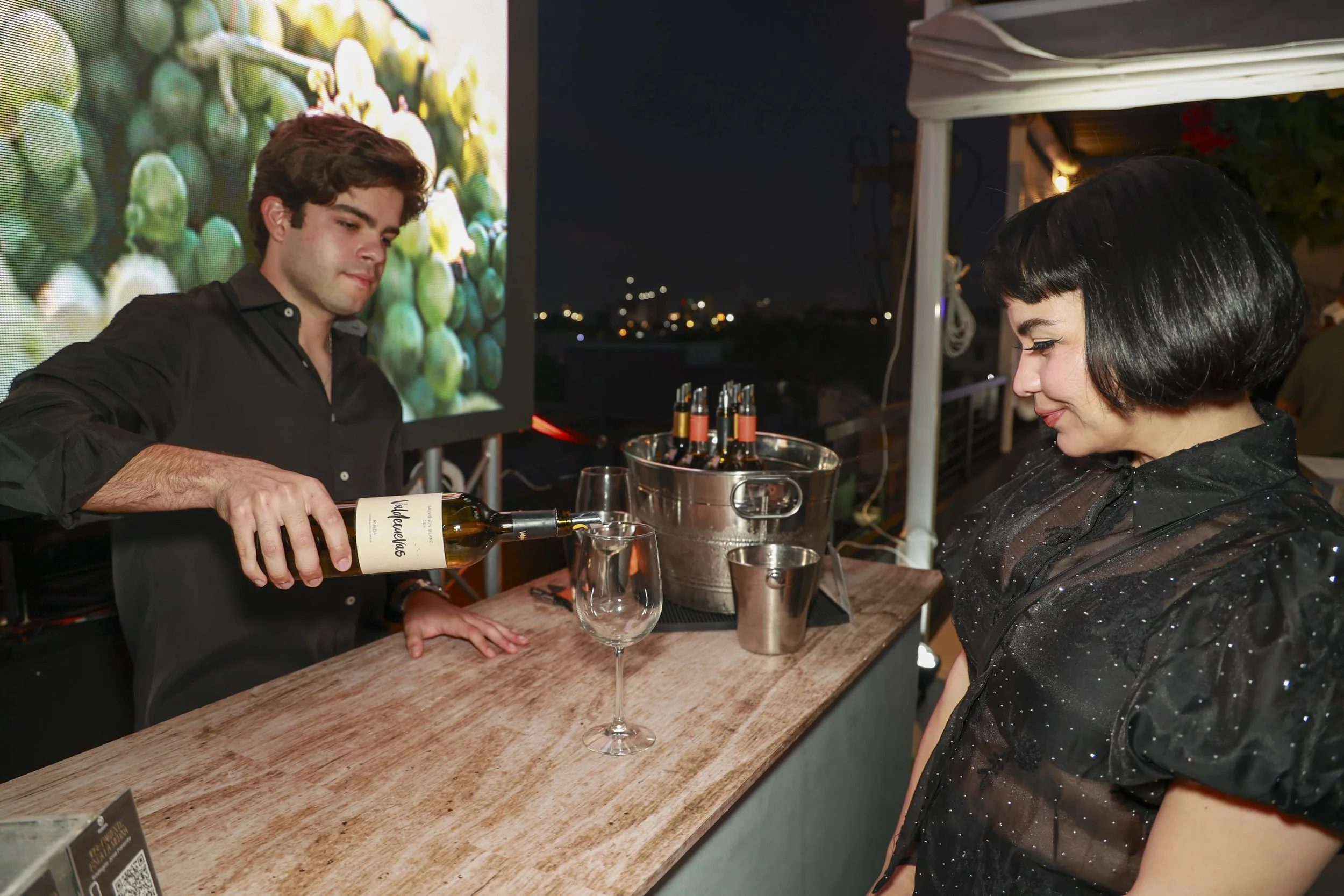 Rueda After Dark_49.JPG