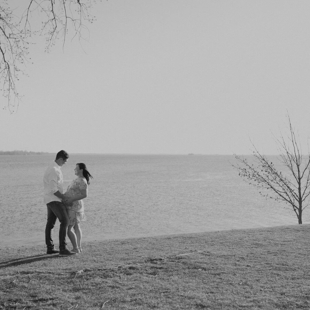 Everything I could say about this photo shoot won't be enough to explain how amazing people can be.

We talked the entire session, laughed and had a great time. I cannot thank you enough for having the best customers ever. We could have stayed there 