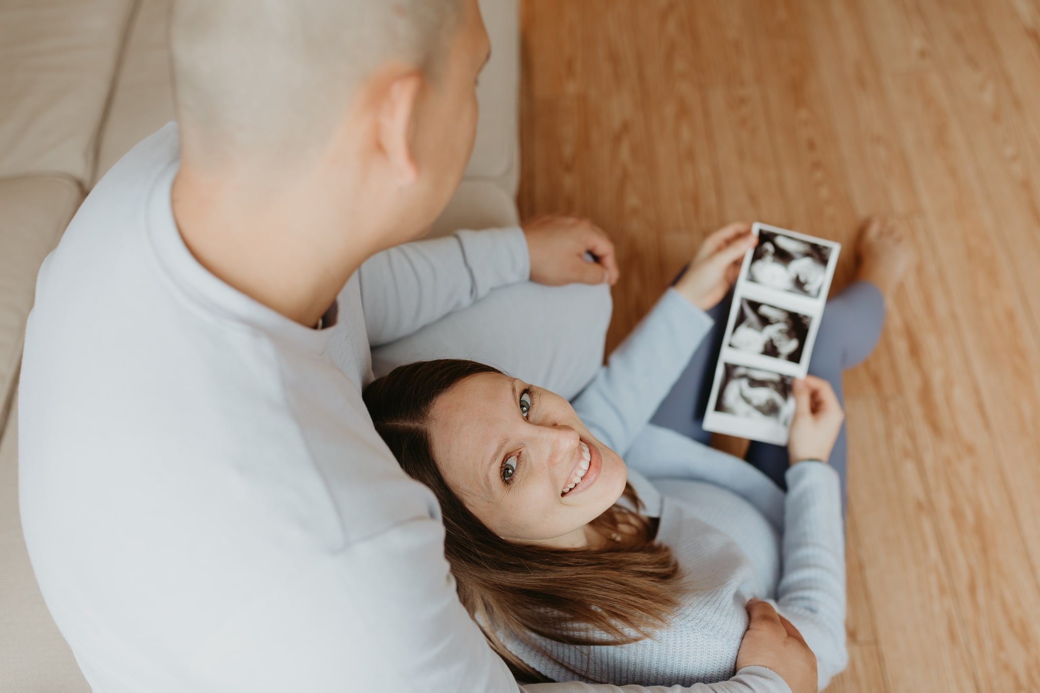 angela-bouzan-maternity-indoor-33-min.jpg