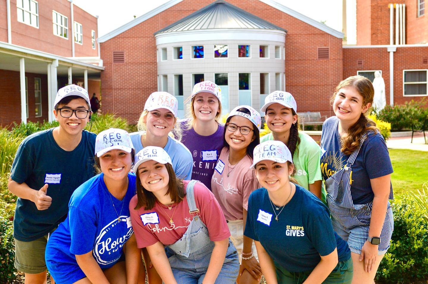 Why staff connect? This joy and this community! Staff Applications drop on Thursday (2/23), help welcome in the class of 2027 and transfer students!!!