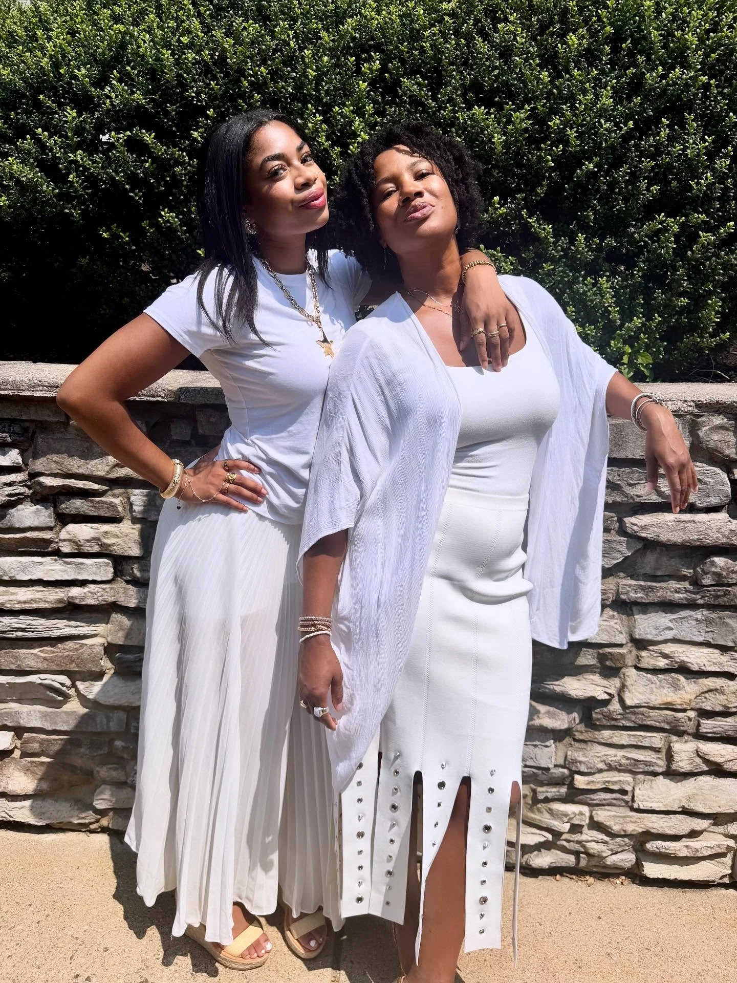 HAPPY BIRTHDAY, LIL BIRDIE.🐦&zwj;🔥

I hope you know how much joy and light you bring me. The family. Strangers. The whole world.🤩

Keep shining. KEEP RISING, Phoenix.💫

Y&rsquo;all&mdash;send my baby some birthday blessings! ✨

#phoenixrising #re