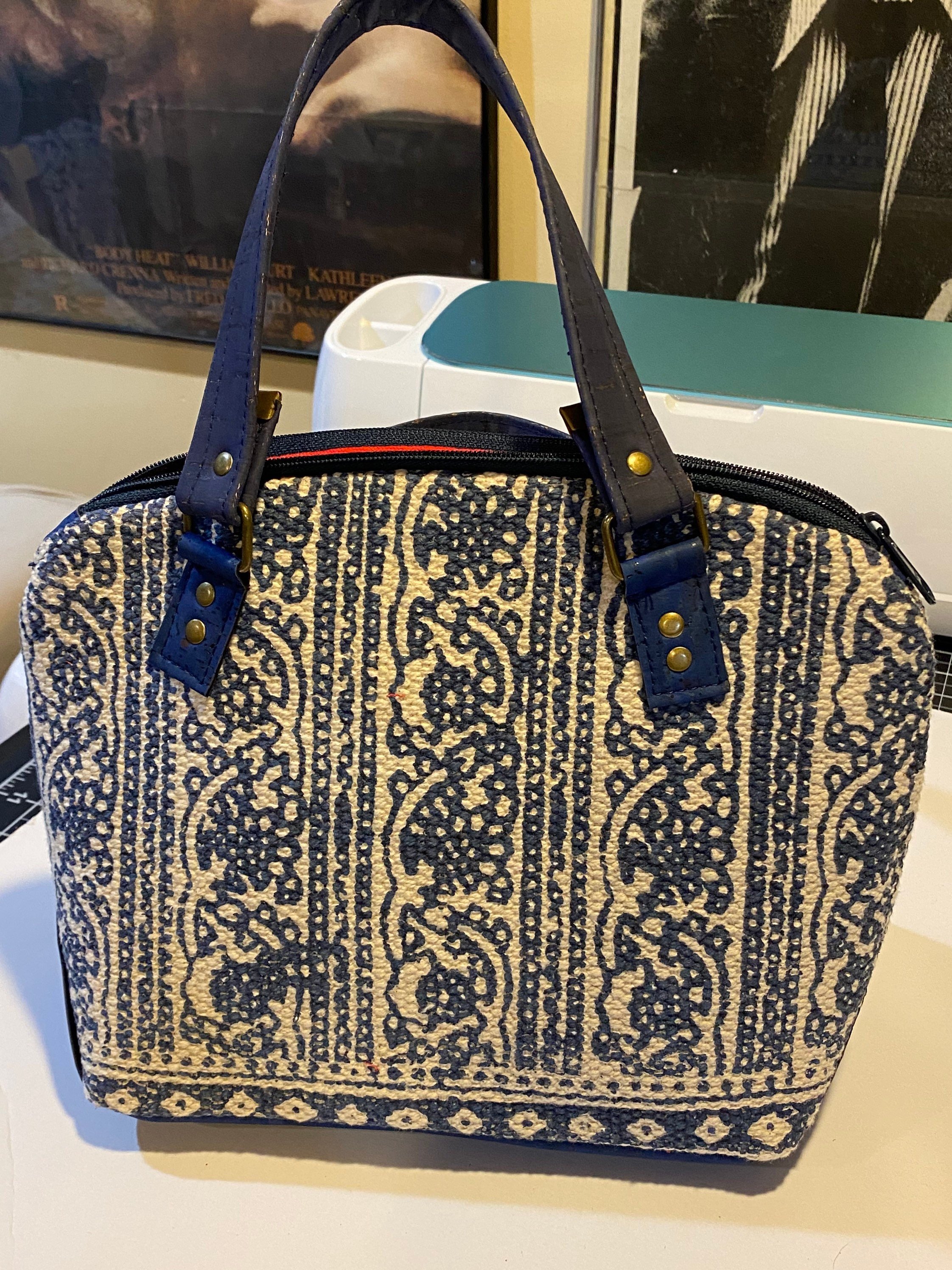 https://i.etsystatic.com/10246670/r/il/1d60e7/2719439857/il_fullxfull.2719439857_midu.jpg