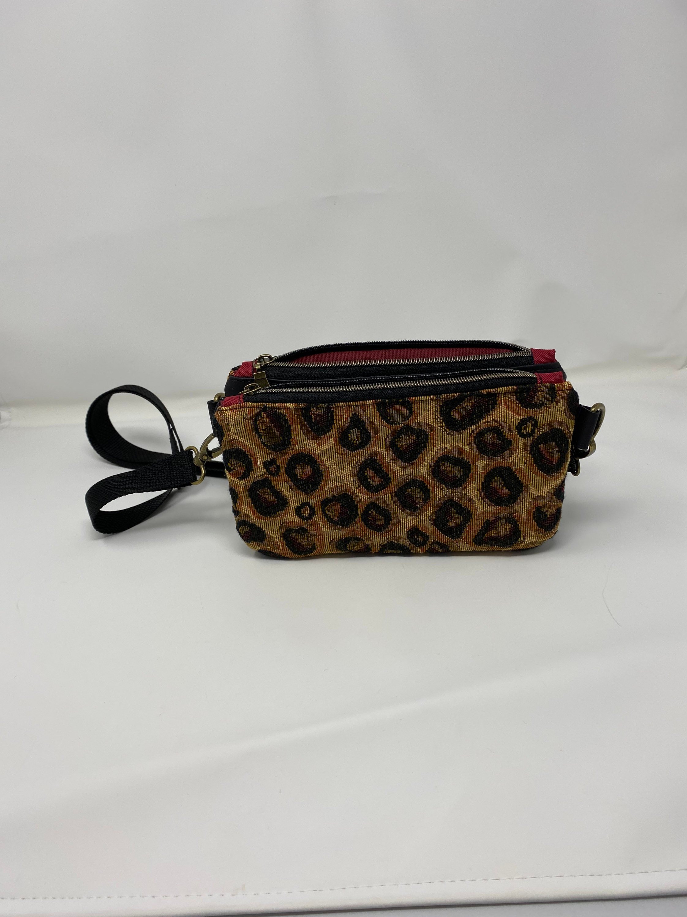 https://i.etsystatic.com/10246670/r/il/3f692c/2772968062/il_fullxfull.2772968062_b9p5.jpg