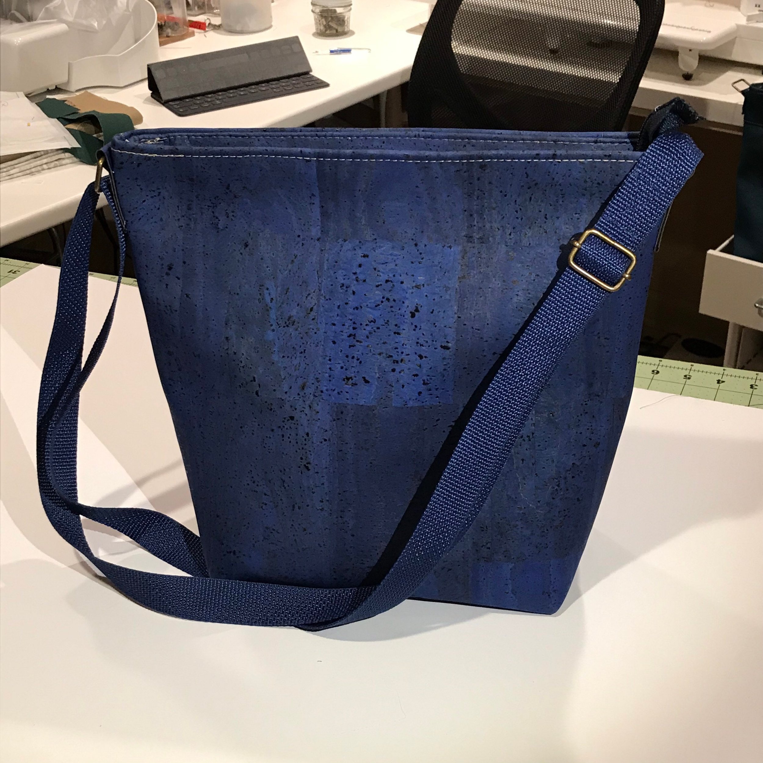 https://i.etsystatic.com/10246670/r/il/861d34/2195713890/il_fullxfull.2195713890_pzl9.jpg