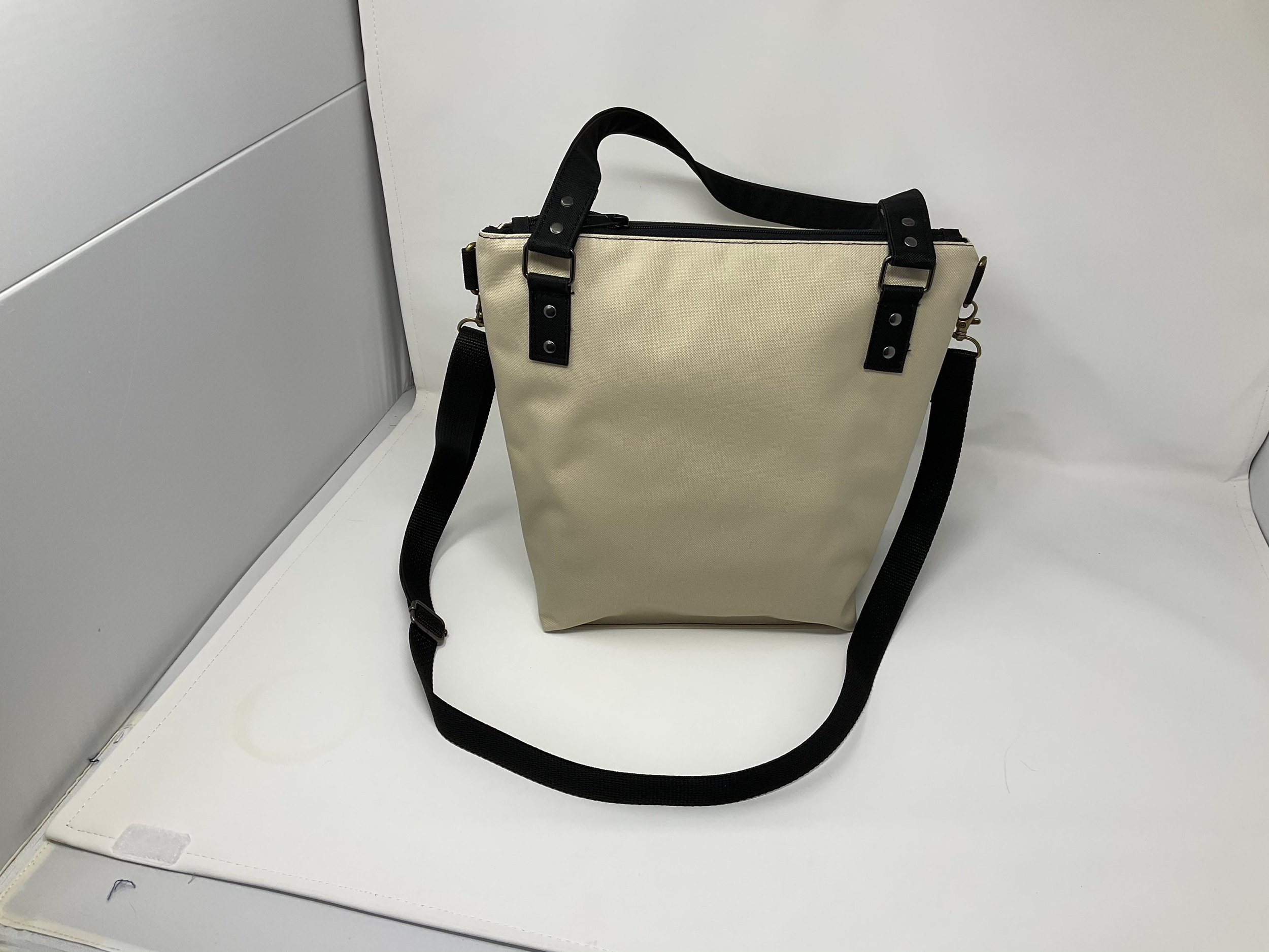 https://i.etsystatic.com/10246670/r/il/05f194/2919811021/il_fullxfull.2919811021_979k.jpg
