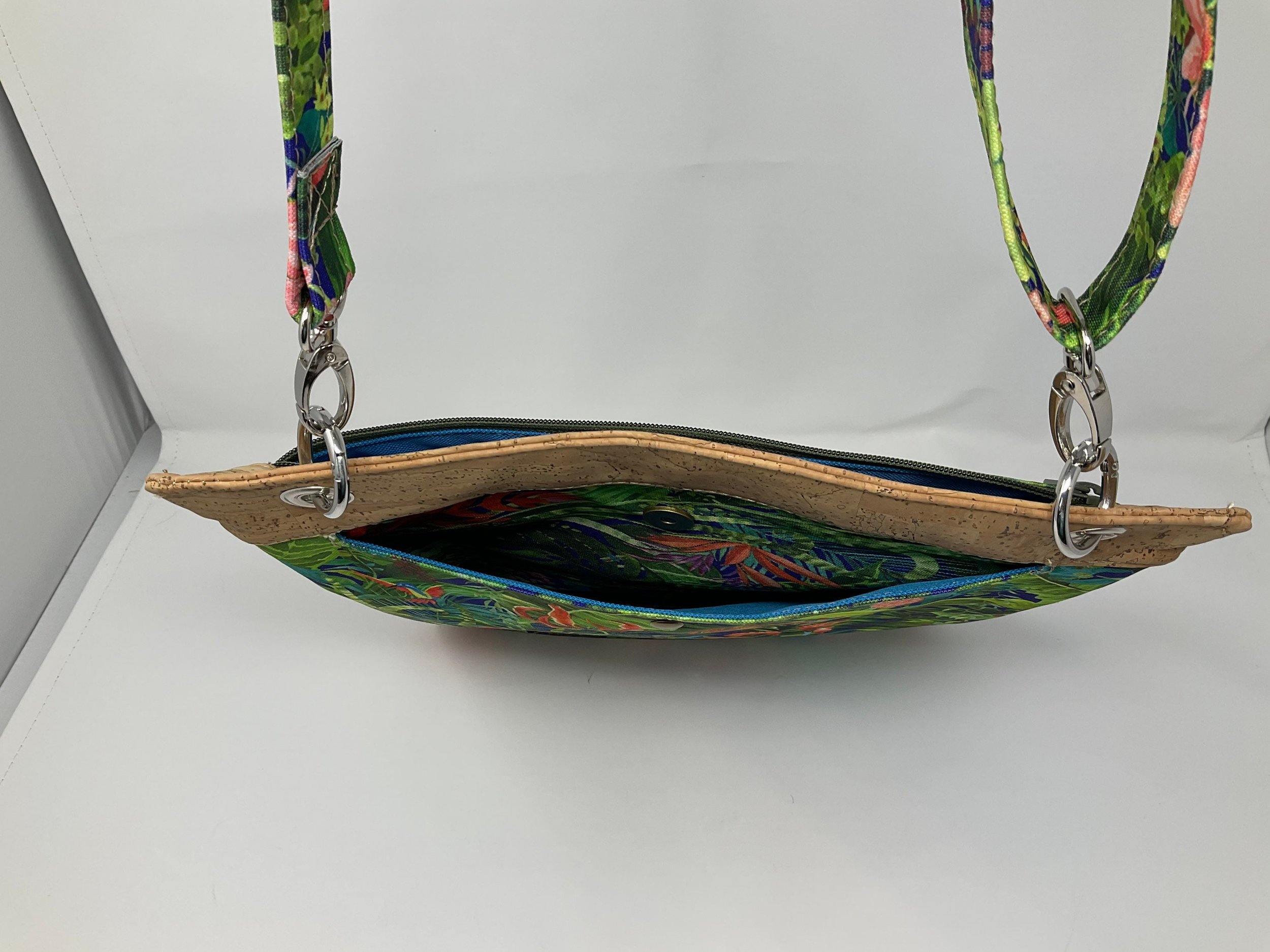 https://i.etsystatic.com/10246670/r/il/d3f7f9/2870240560/il_fullxfull.2870240560_ipda.jpg