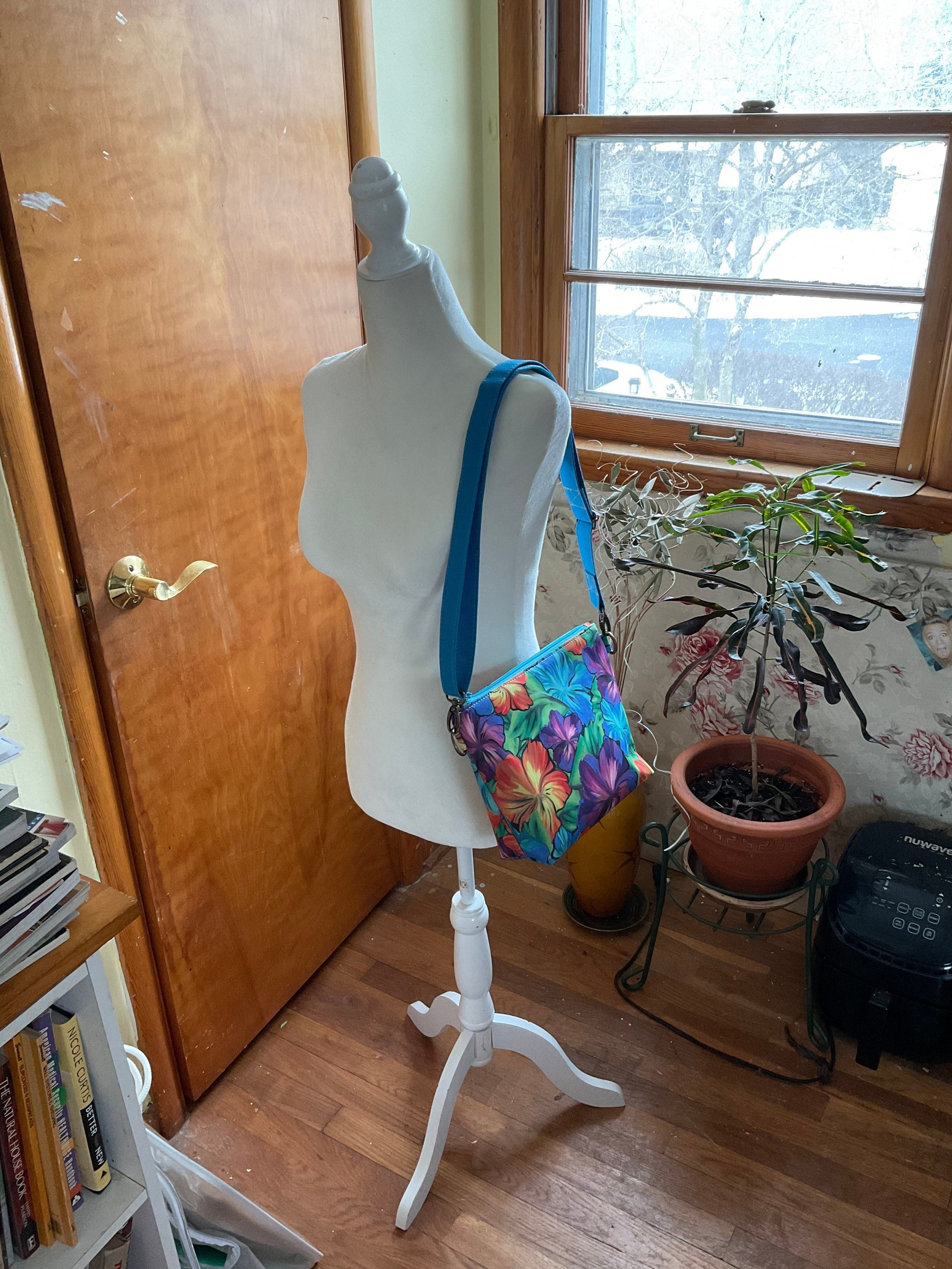 https://i.etsystatic.com/10246670/r/il/e456bc/2870204348/il_fullxfull.2870204348_q5n4.jpg
