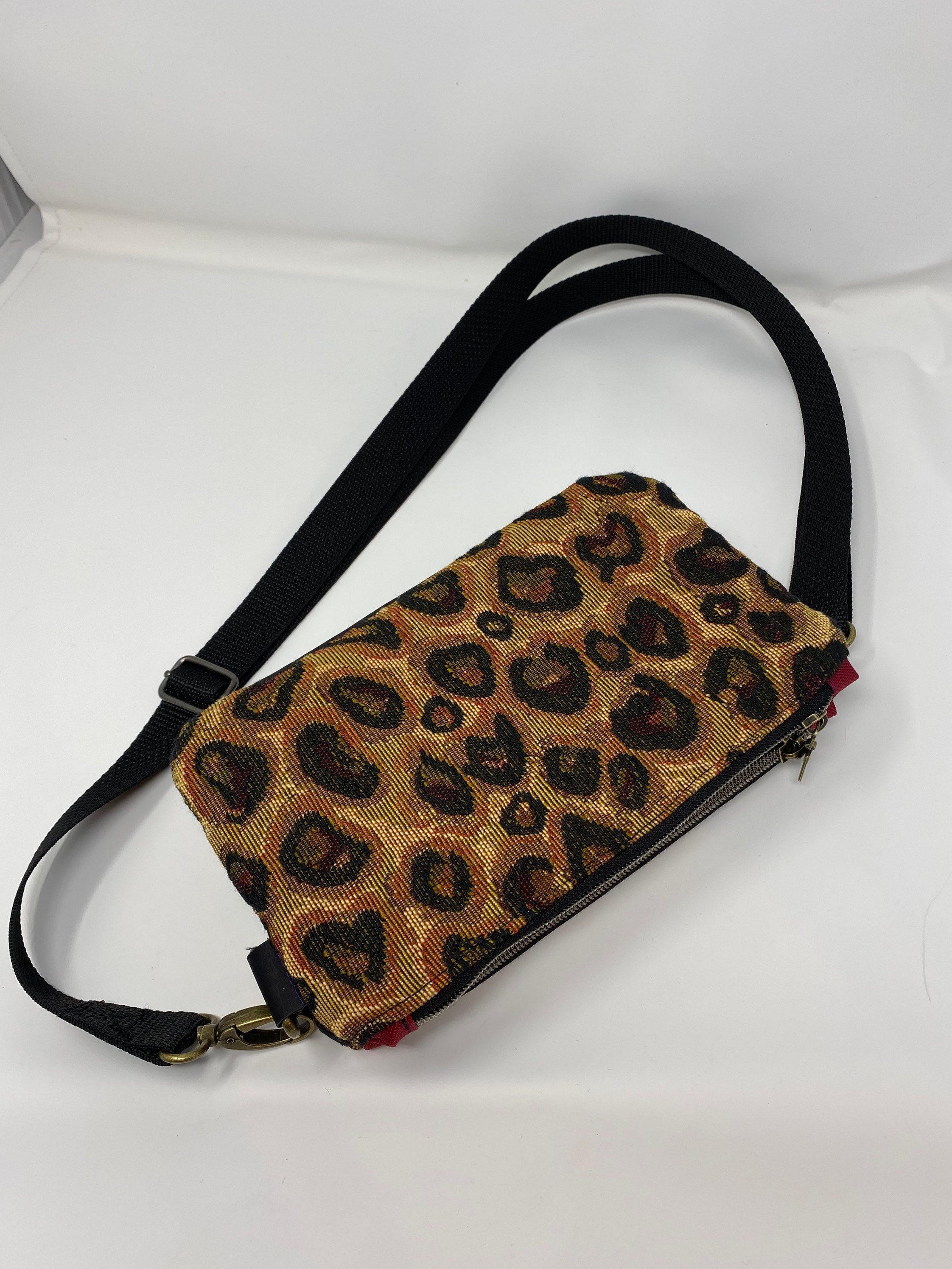 https://i.etsystatic.com/10246670/r/il/bfa569/2772968078/il_fullxfull.2772968078_22sp.jpg