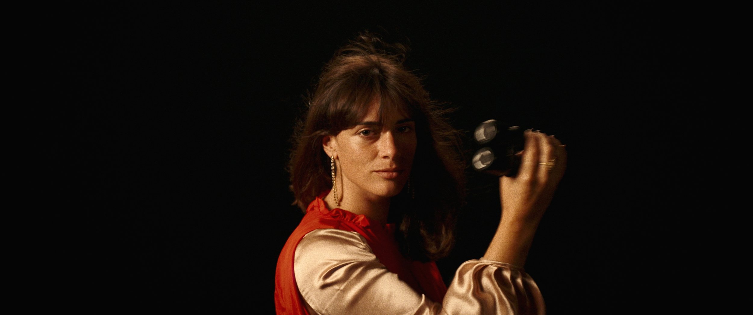 WHO_KNOWS_STILLS_1.42.1.jpg