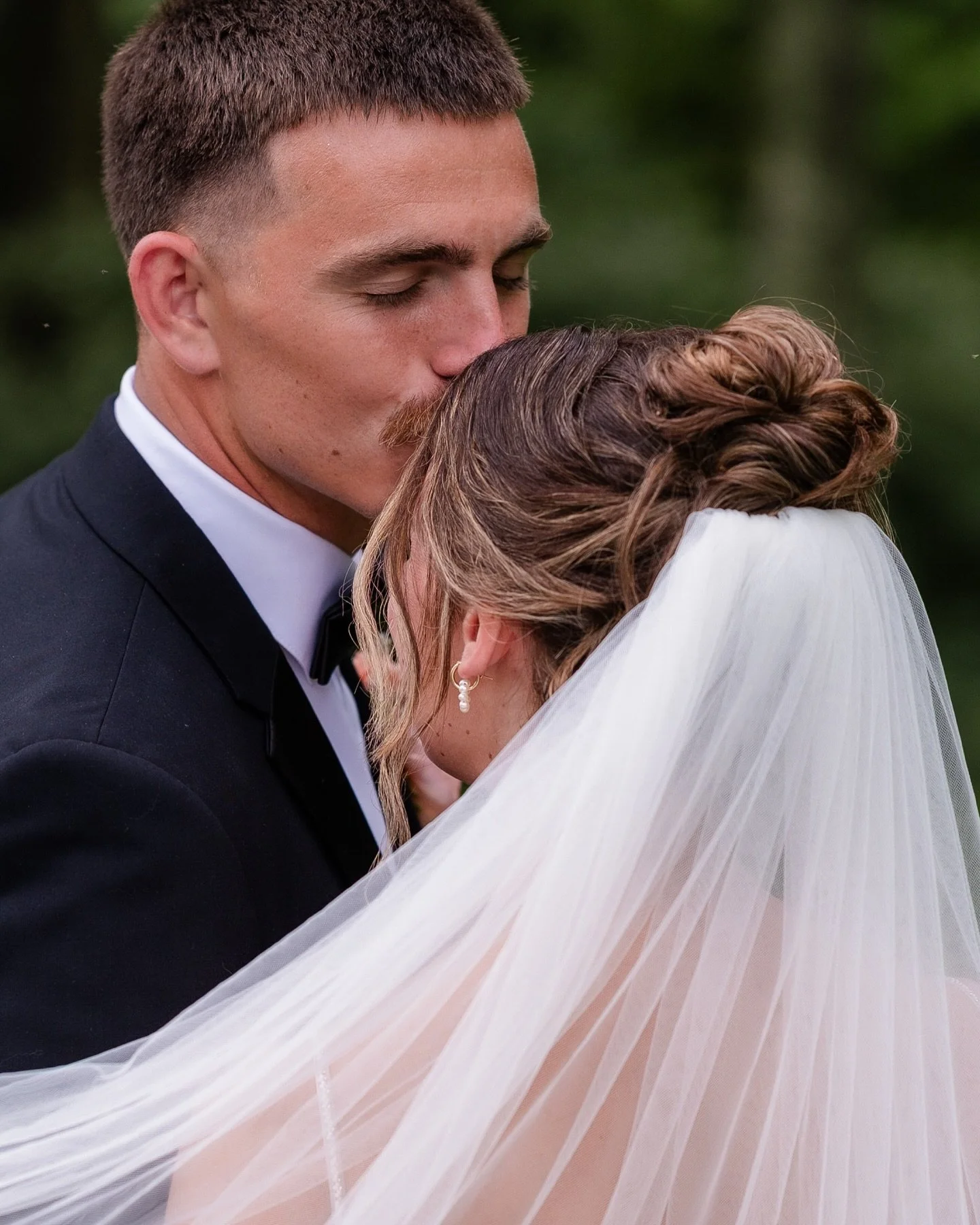 Maddy &amp; Luke &hearts;️

On a warm day in June, Maddy married her person. Getting to capture their day after Maddy captured my wedding day one year ago was a full circle moment. The one where MADDY IS THE BRIDE 🥹. 

&bull; 

Shot for @ardavismedi