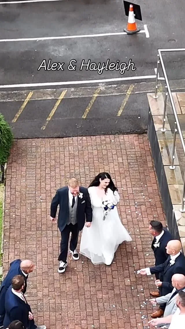 Alex and Hayleigh got showered with confetti by their family and friends at @theglynclydachweddings during their wedding celebrations yesterday! What a great day for a fantastic couple!
#southwalesweddings #southwaleswedding #southwalesweddingphotog