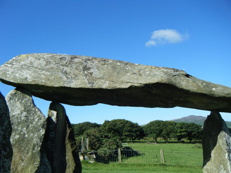 Pentre Ifan burial chamber, Cardigan (Dave Purvis)