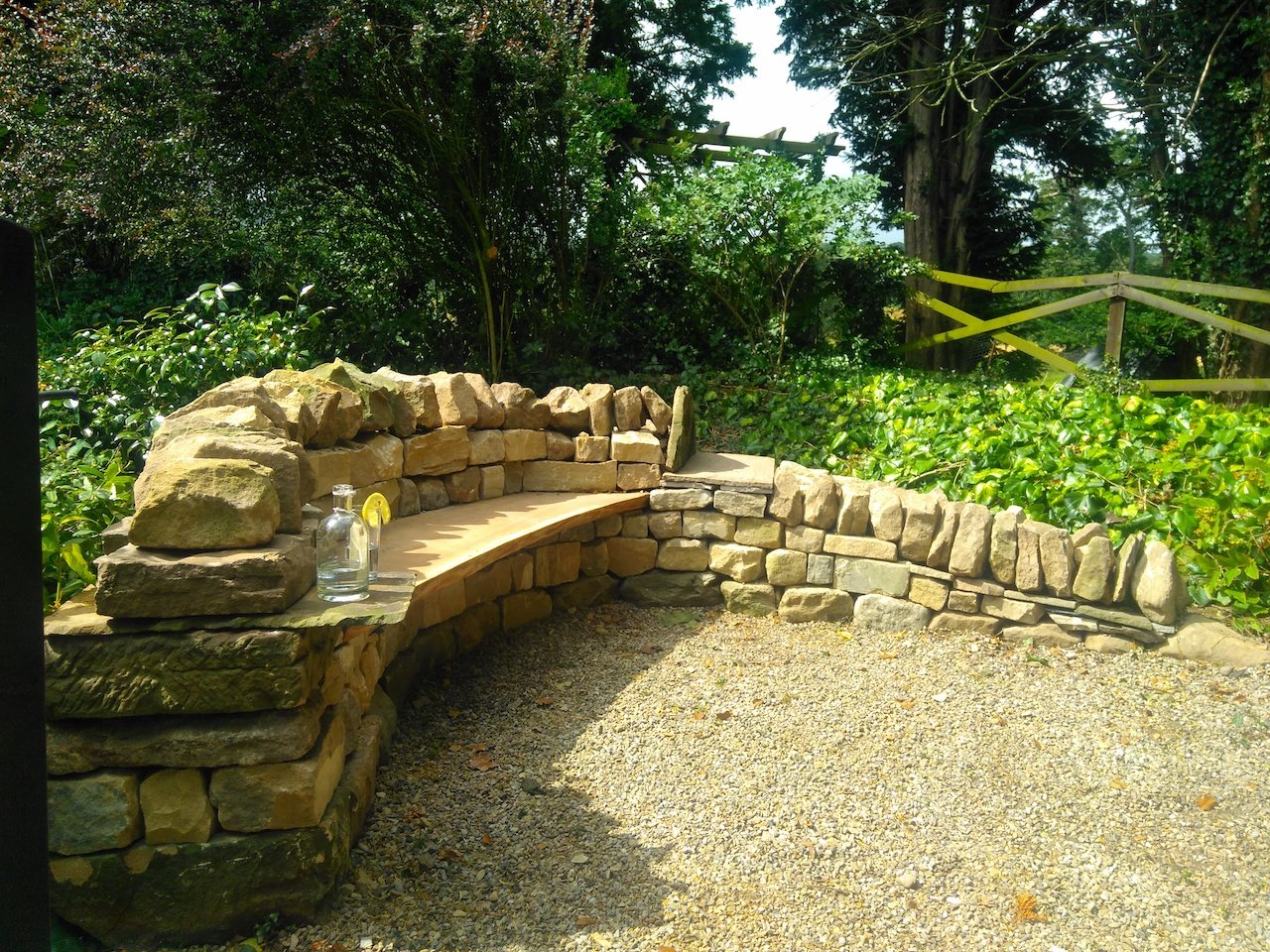 Garden seat (Clive Herdman)