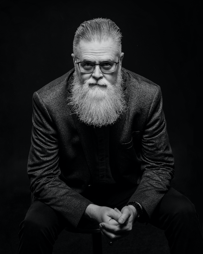 The Heart of The Story: An Interview with Lar Collicott 