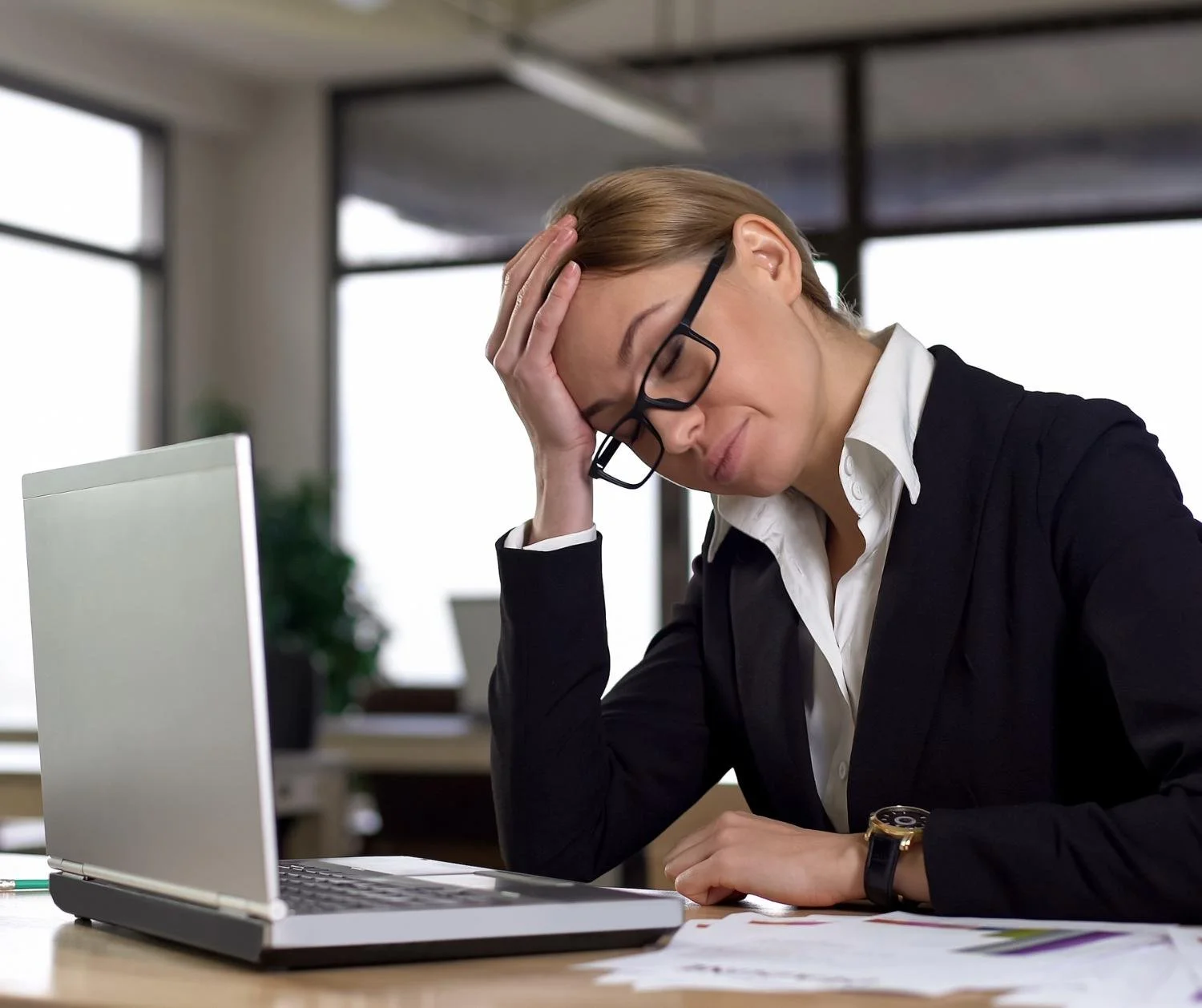 Brain Fog at Work: Losing Your Words Mid-Sentence