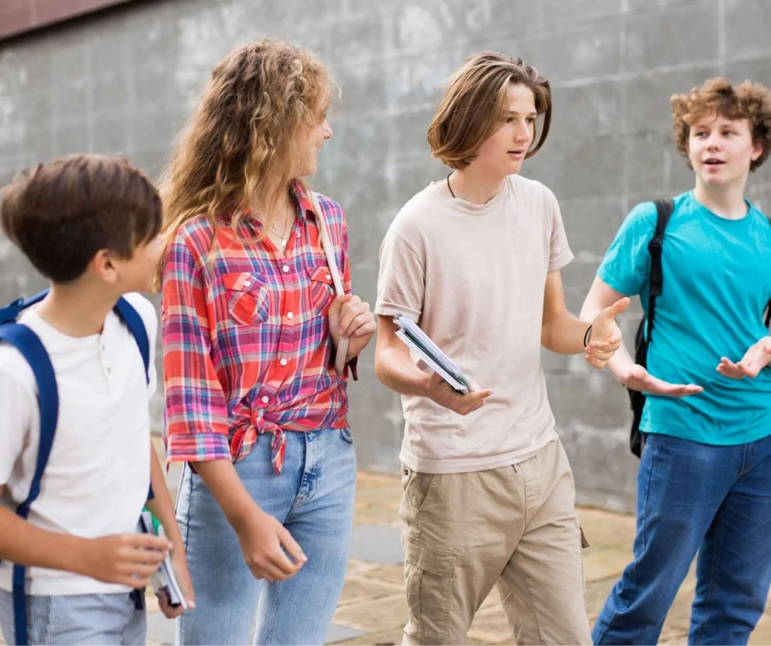 Public Speaking for Teens: Expert Tips to Boost Confidence