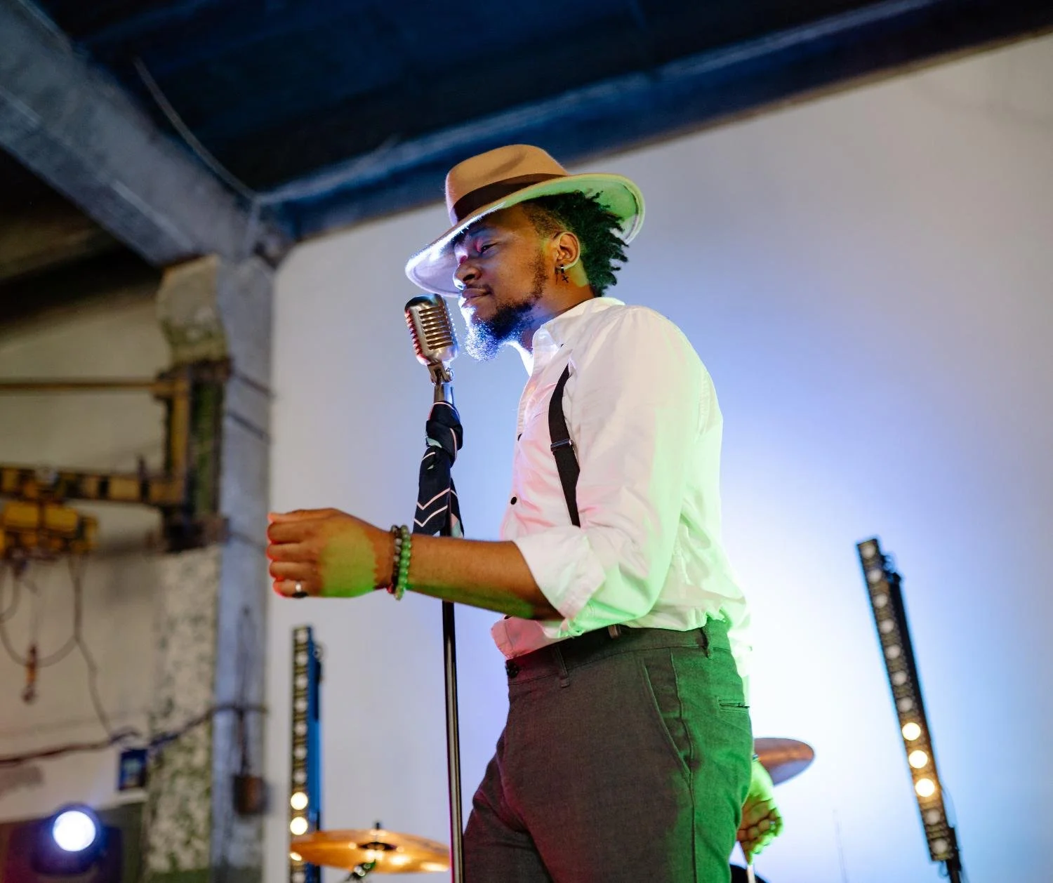 Why Vocal Strain Happens During Singing