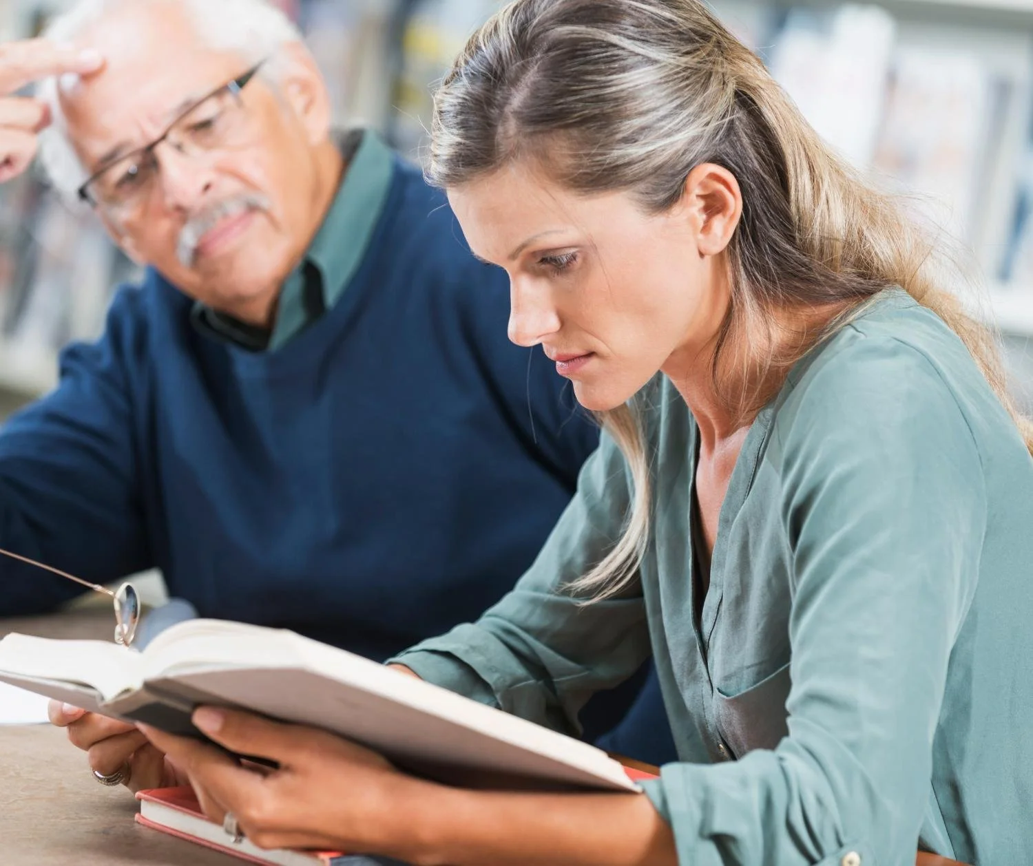 Signs of Reading Comprehension Problems in Adults