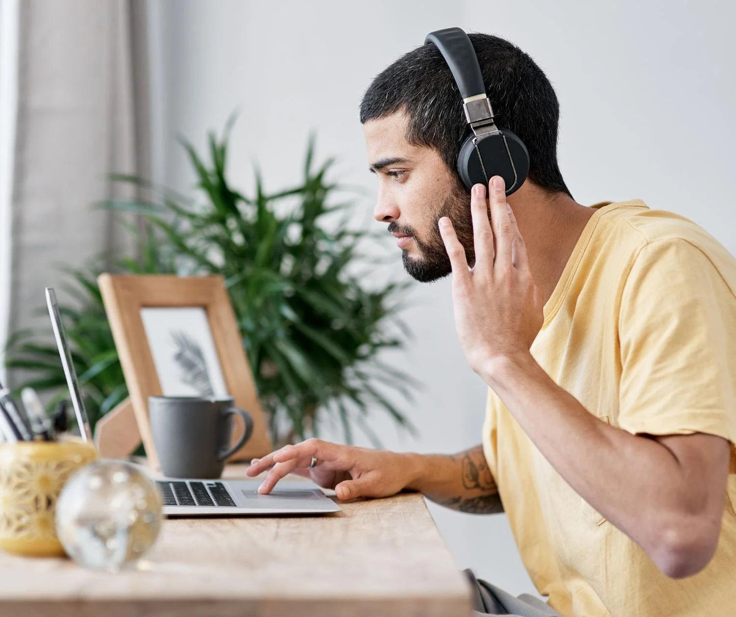 Voice Carryover in Gender-Affirming Voice Training